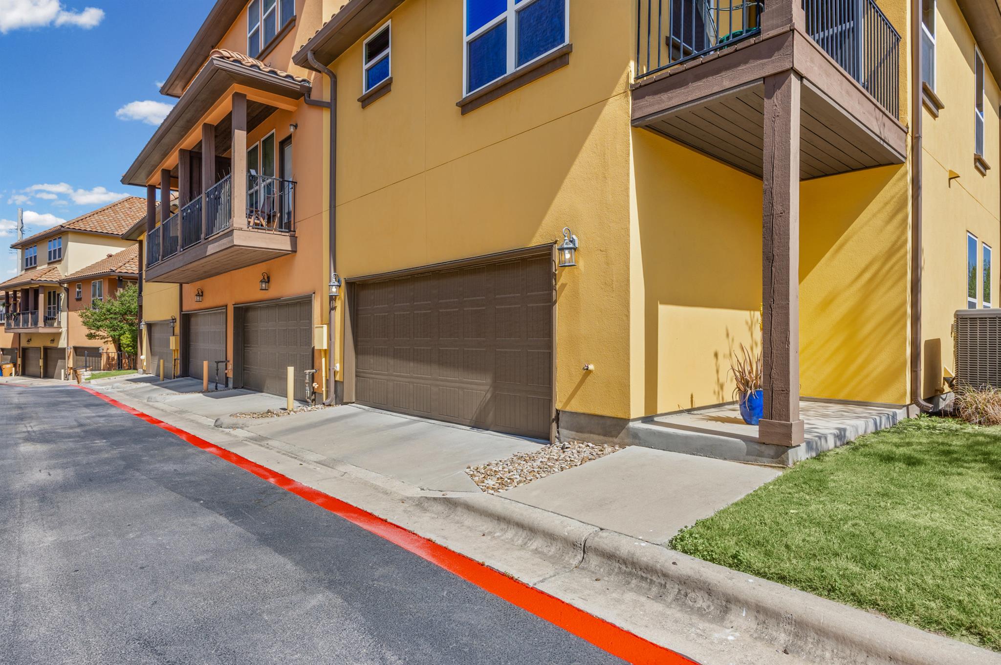 11901 Terraza Cir # 44, Austin, TX 78726