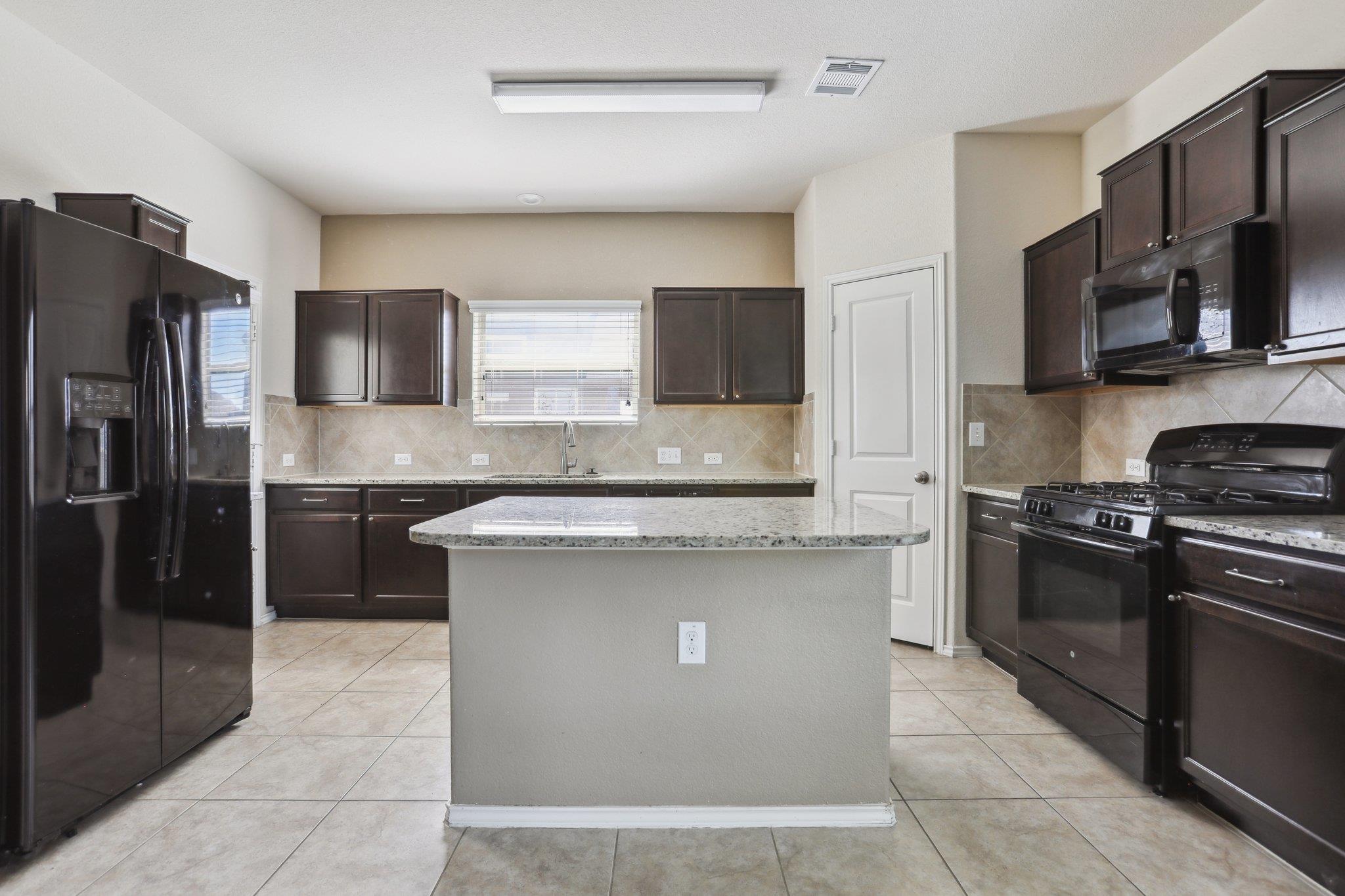 5713 Kennedy St, Austin, TX 78747