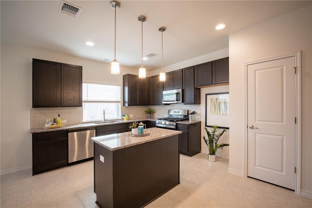 9109 Looksee Ln, Austin, TX 78744