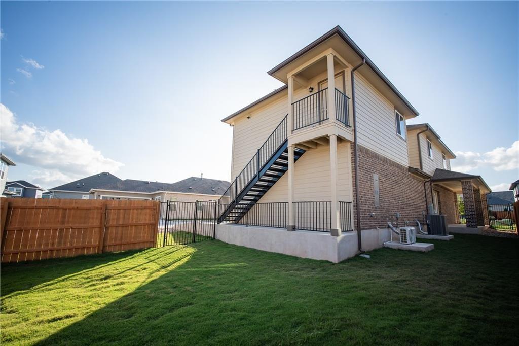 9109 Looksee Ln, Austin, TX 78744