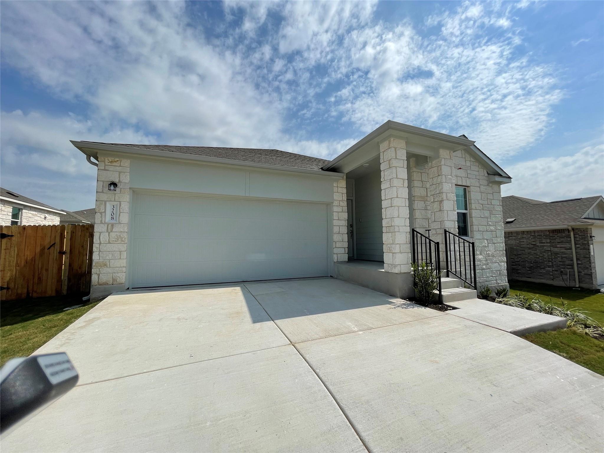3208 Kenner Dr, Pflugerville, TX 78660