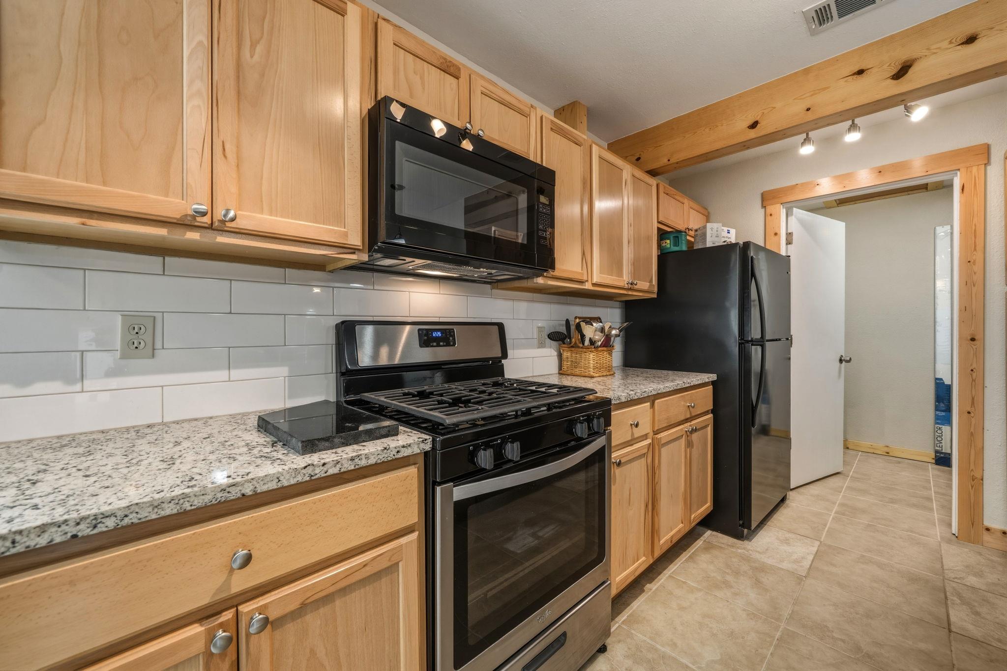 513 TEXAS Ave, Round Rock, TX 78664