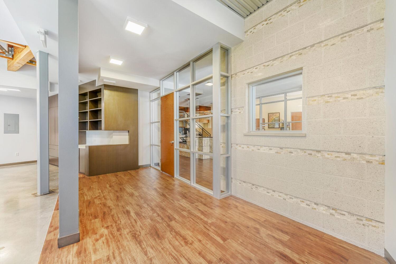 4910 W Highway 290 Highway # 210, Austin, TX 78735