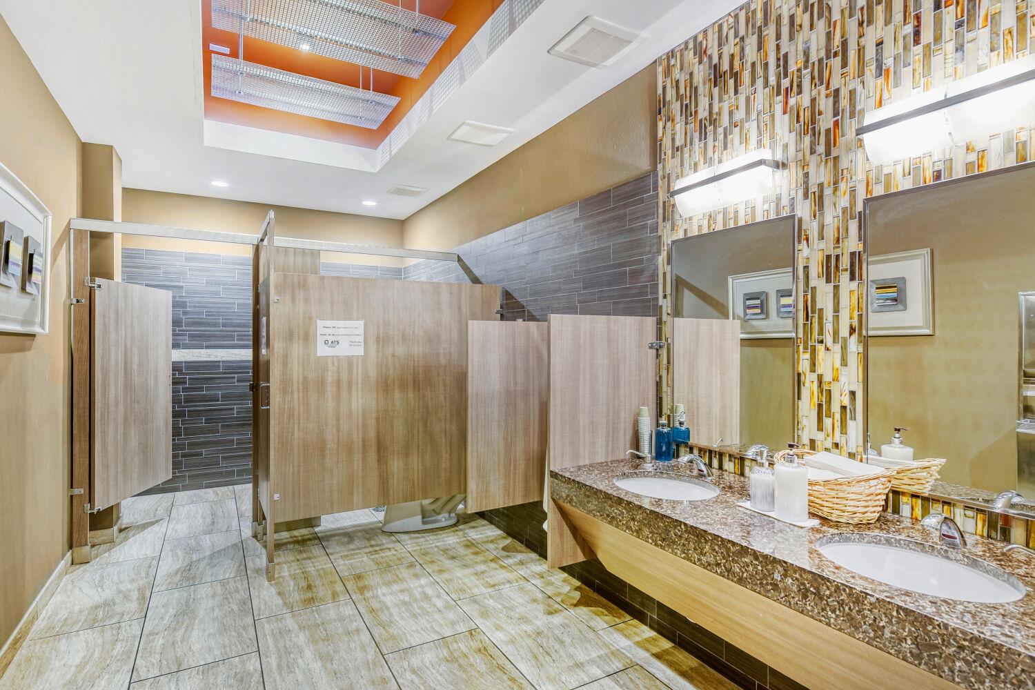 4910 W Highway 290 Highway # 210, Austin, TX 78735