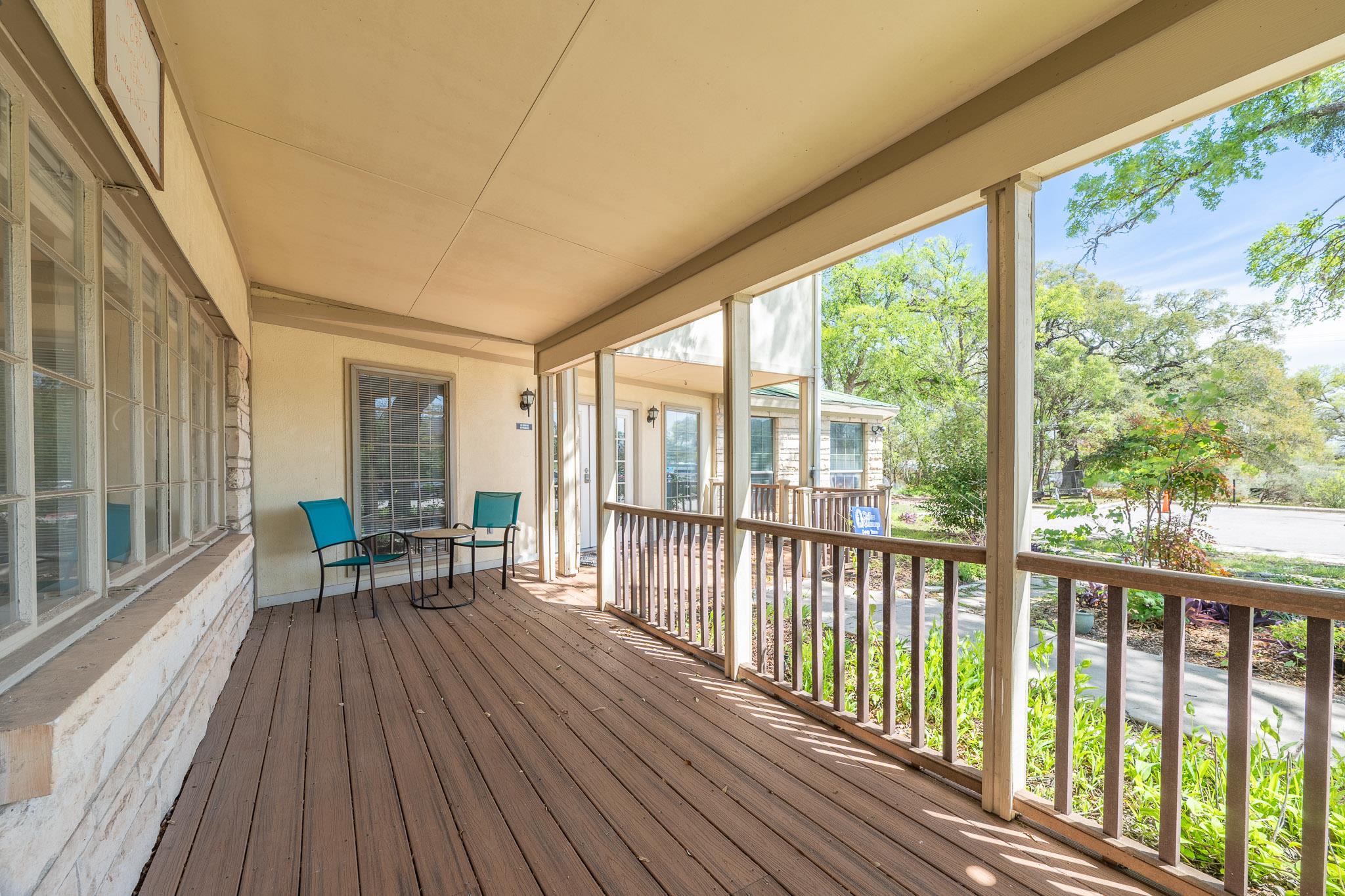 6700 Menchaca Rd # 1-J, Austin, TX 78745