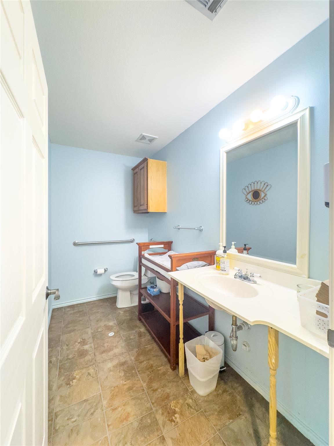 6700 Menchaca Rd # 1-J, Austin, TX 78745