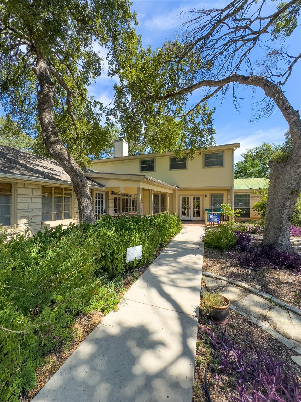 6700 Menchaca Rd # 1-J, Austin, TX 78745