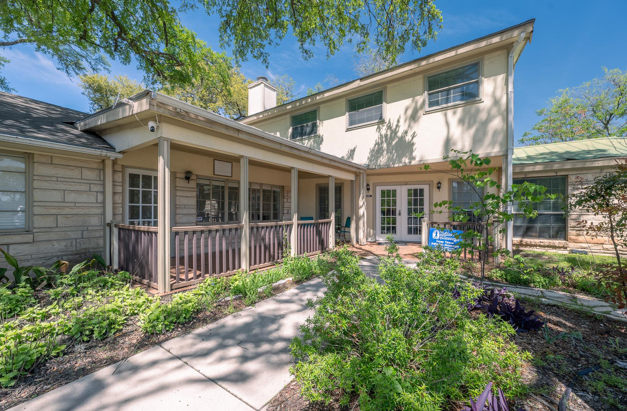 6700 Menchaca Rd # 1-J, Austin, TX 78745