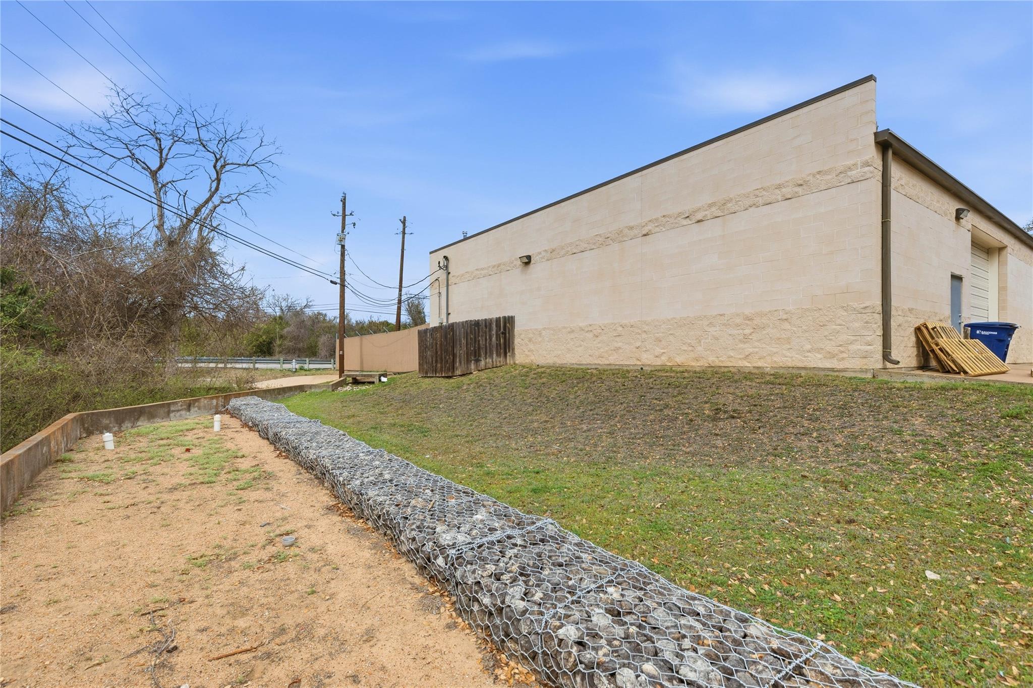 4603 Commercial Park Dr, Austin, TX 78724