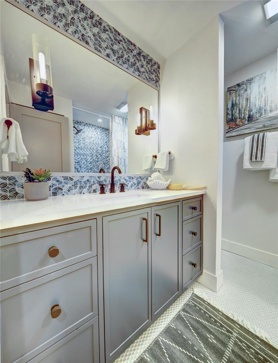 9610 Vista View Dr, Austin, TX 78750