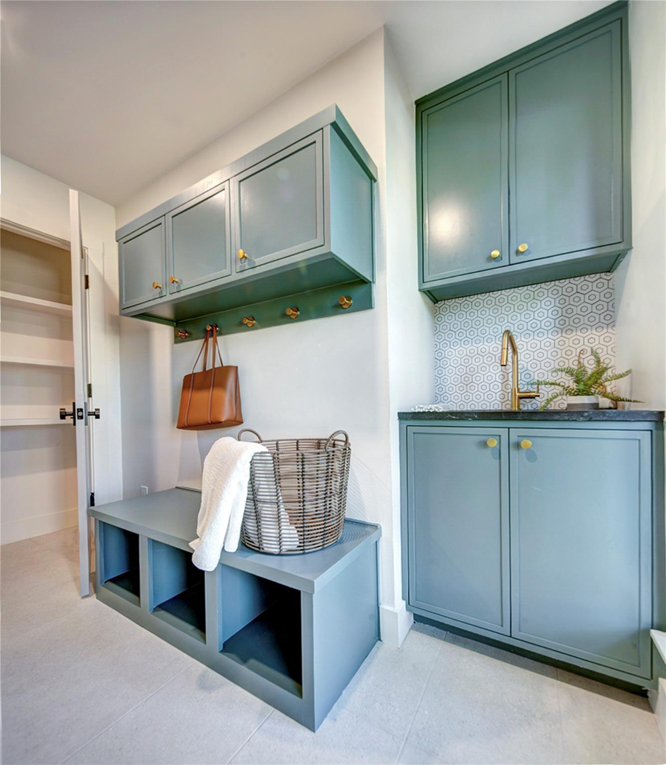 9610 Vista View Dr, Austin, TX 78750