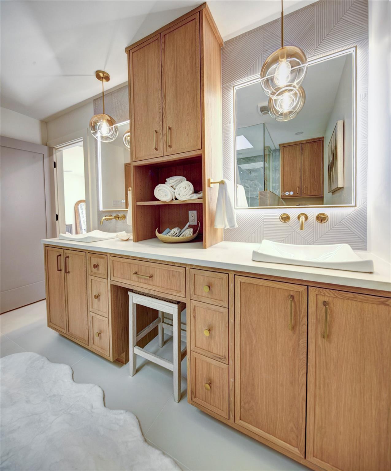 9610 Vista View Dr, Austin, TX 78750