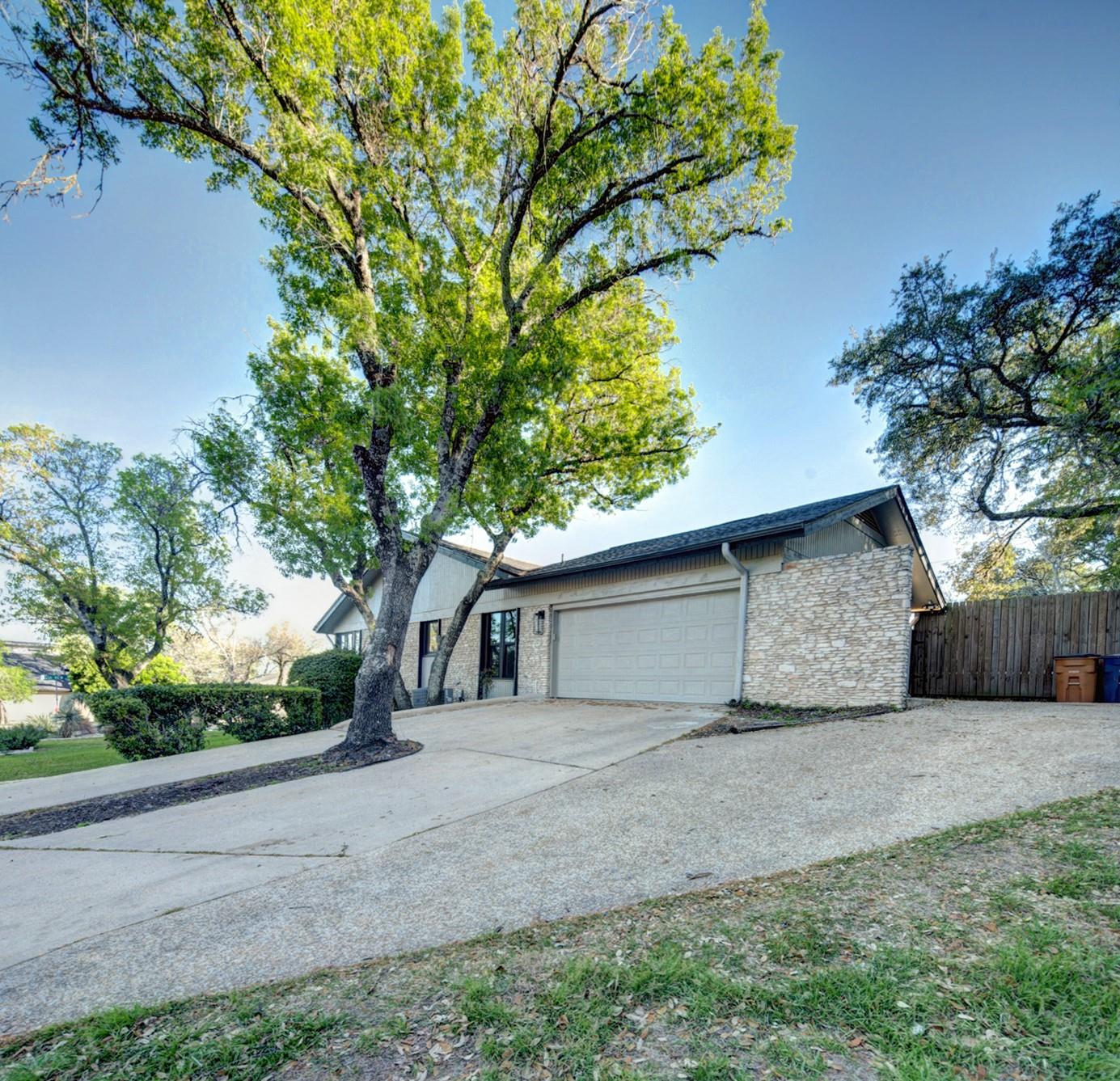 9610 Vista View Dr, Austin, TX 78750