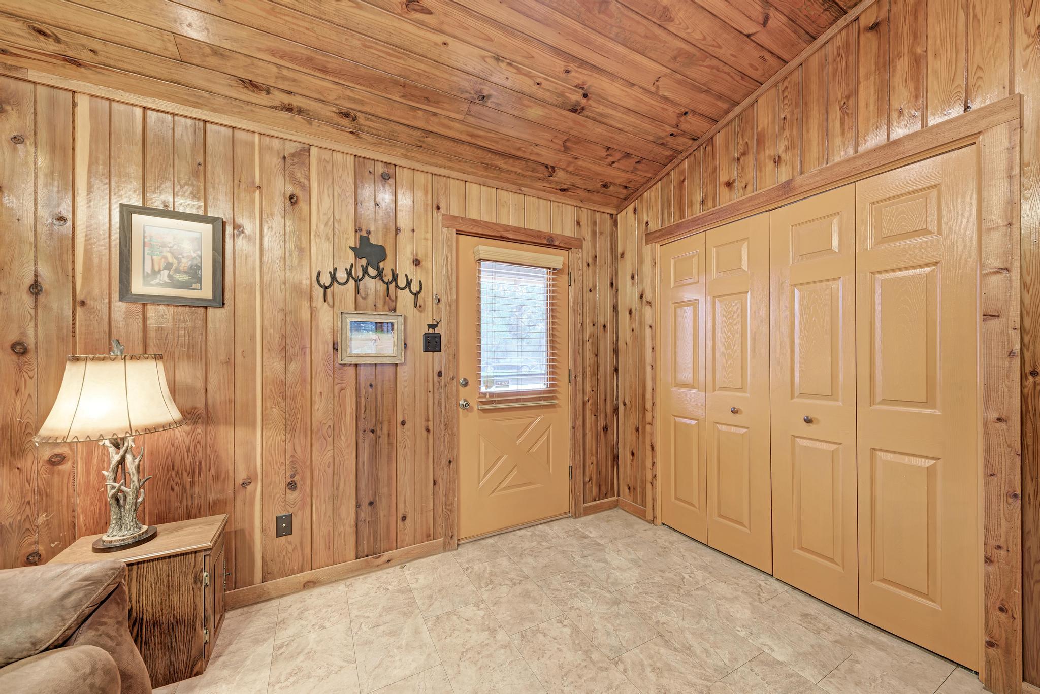 1218 Private Road 1377, Lampasas, TX 76550