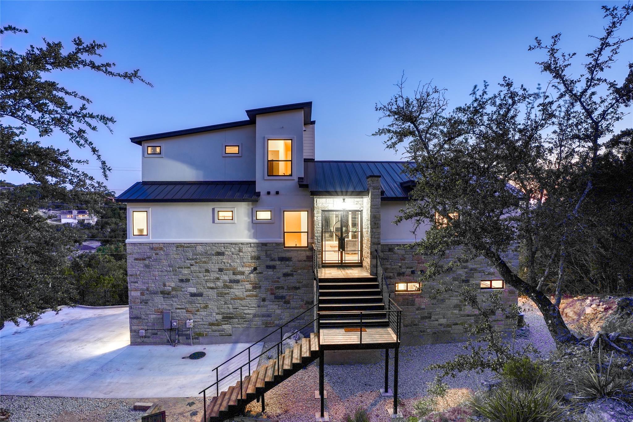 7002 Deepwood Dr, Lago Vista, TX 78645