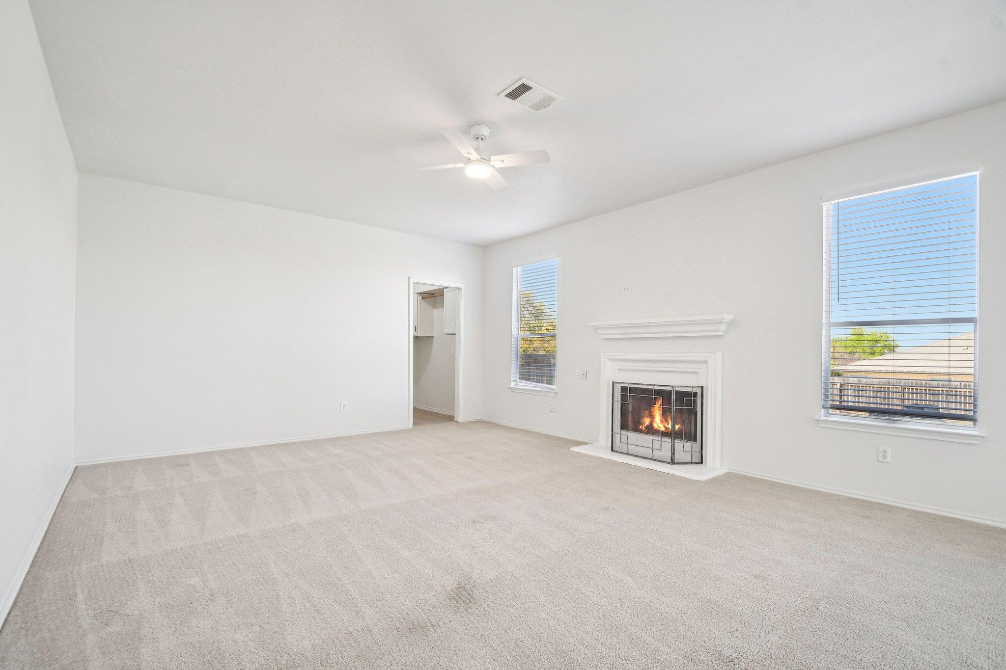 217 Killian Loop, Hutto, TX 78634