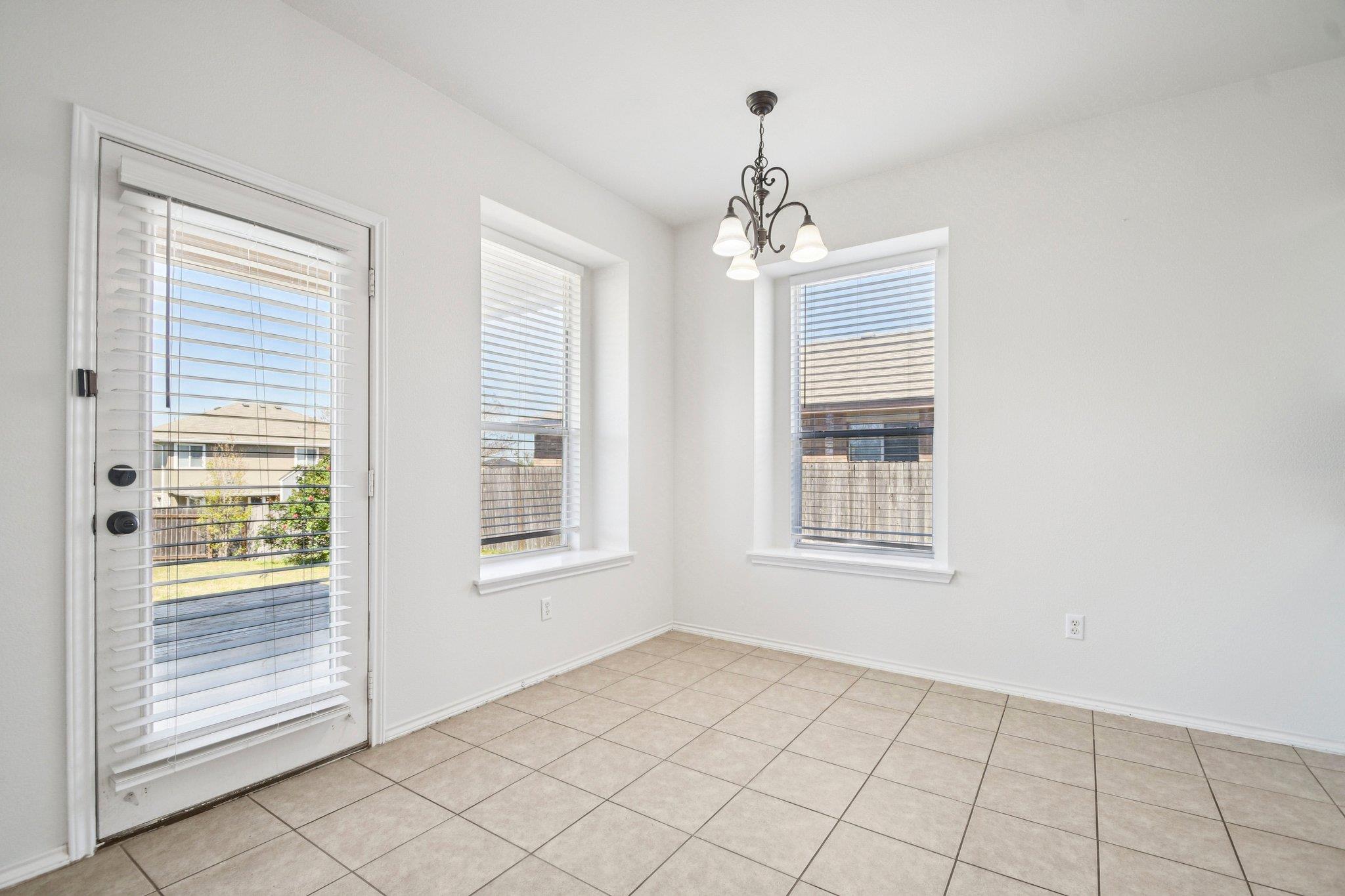 217 Killian Loop, Hutto, TX 78634