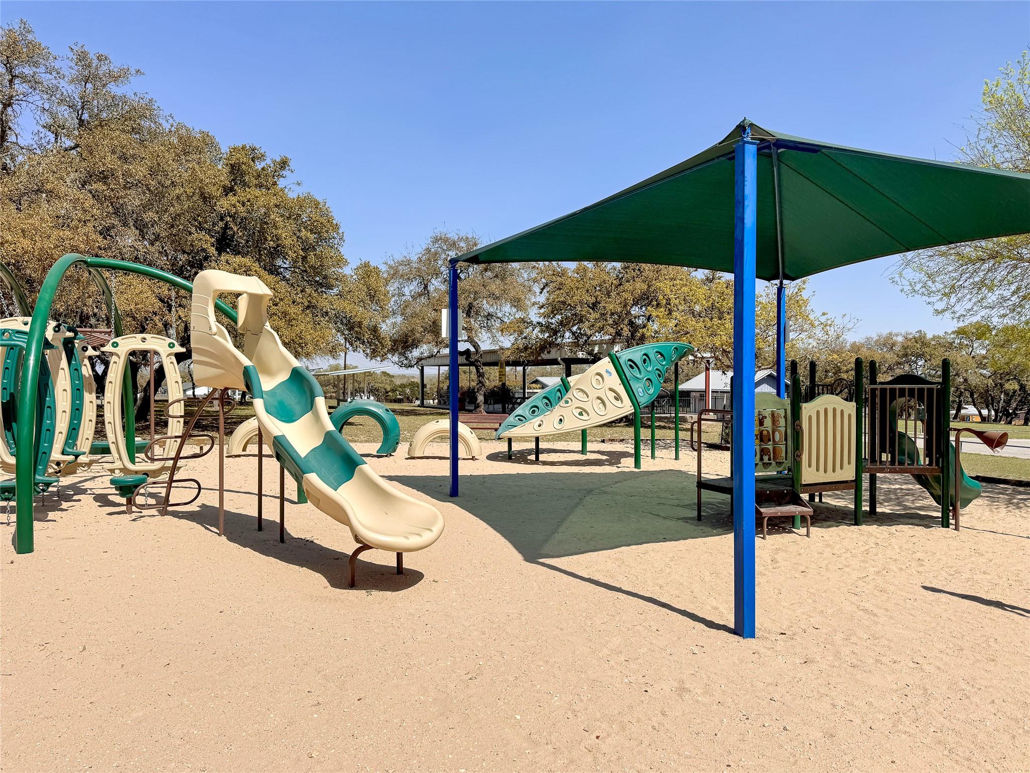 2872 Lakeview Dr, Canyon Lake, TX 78133