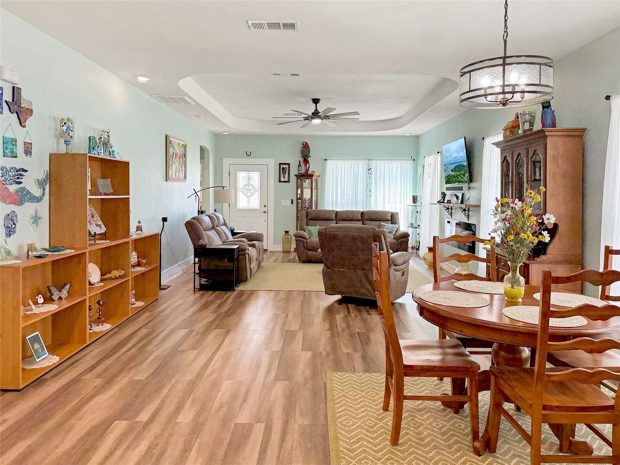 2872 Lakeview Dr, Canyon Lake, TX 78133