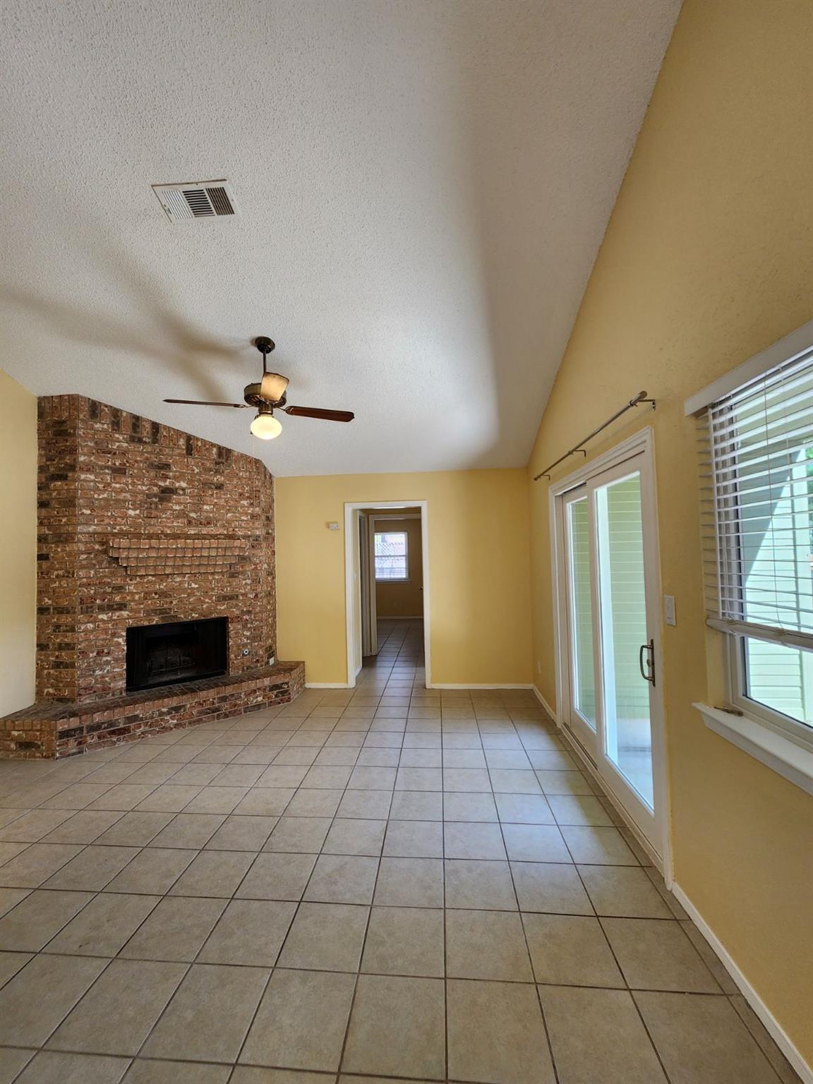 2610 Garrettson Dr # B, Austin, TX 78748