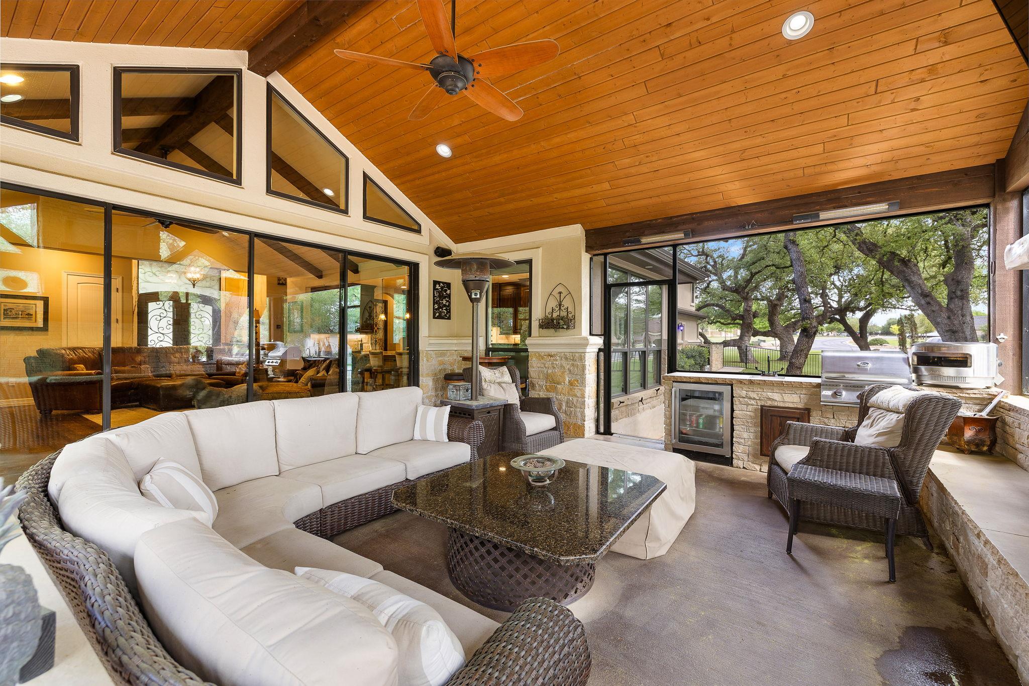 103 Buffalo Trl, Liberty Hill, TX 78642