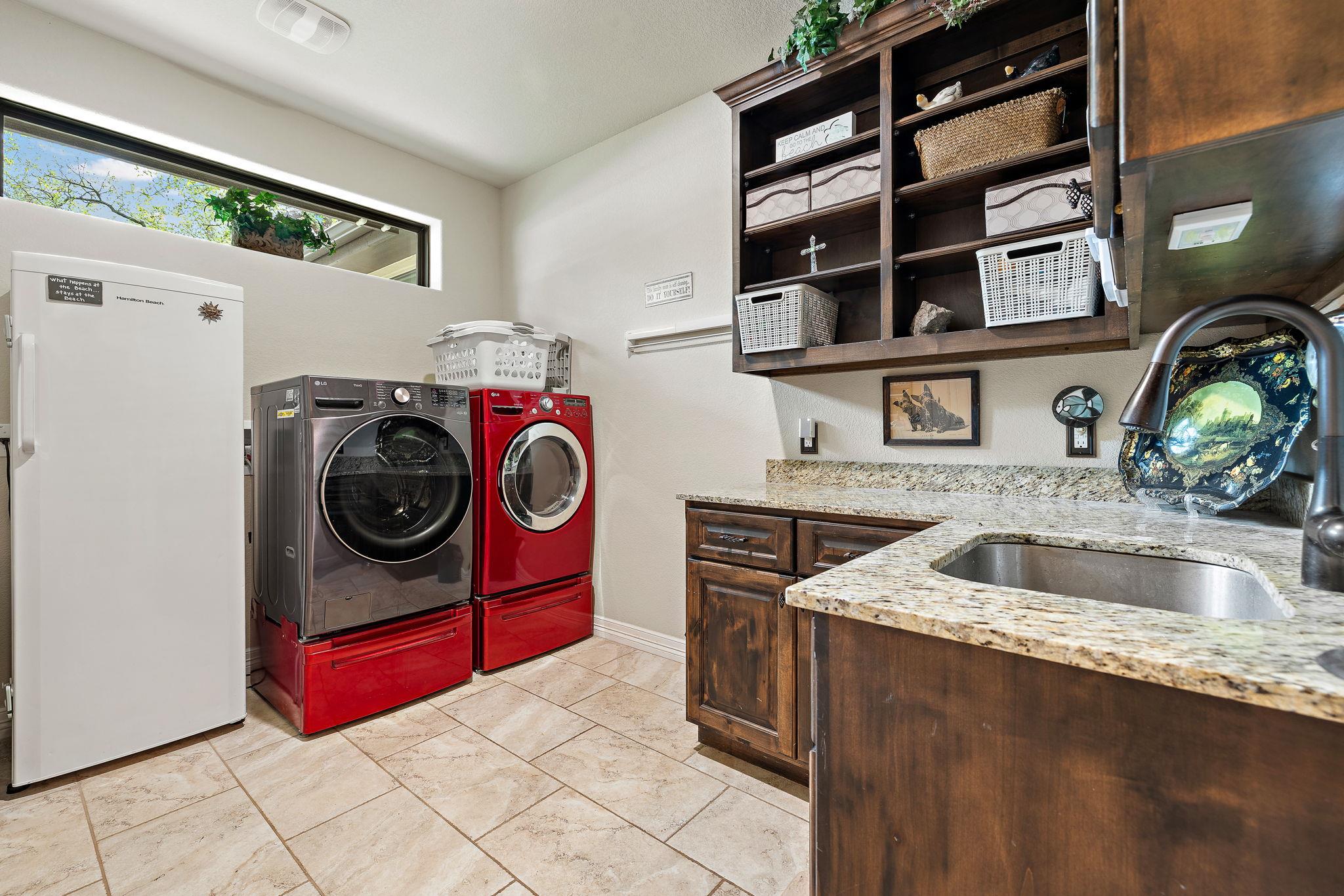 103 Buffalo Trl, Liberty Hill, TX 78642