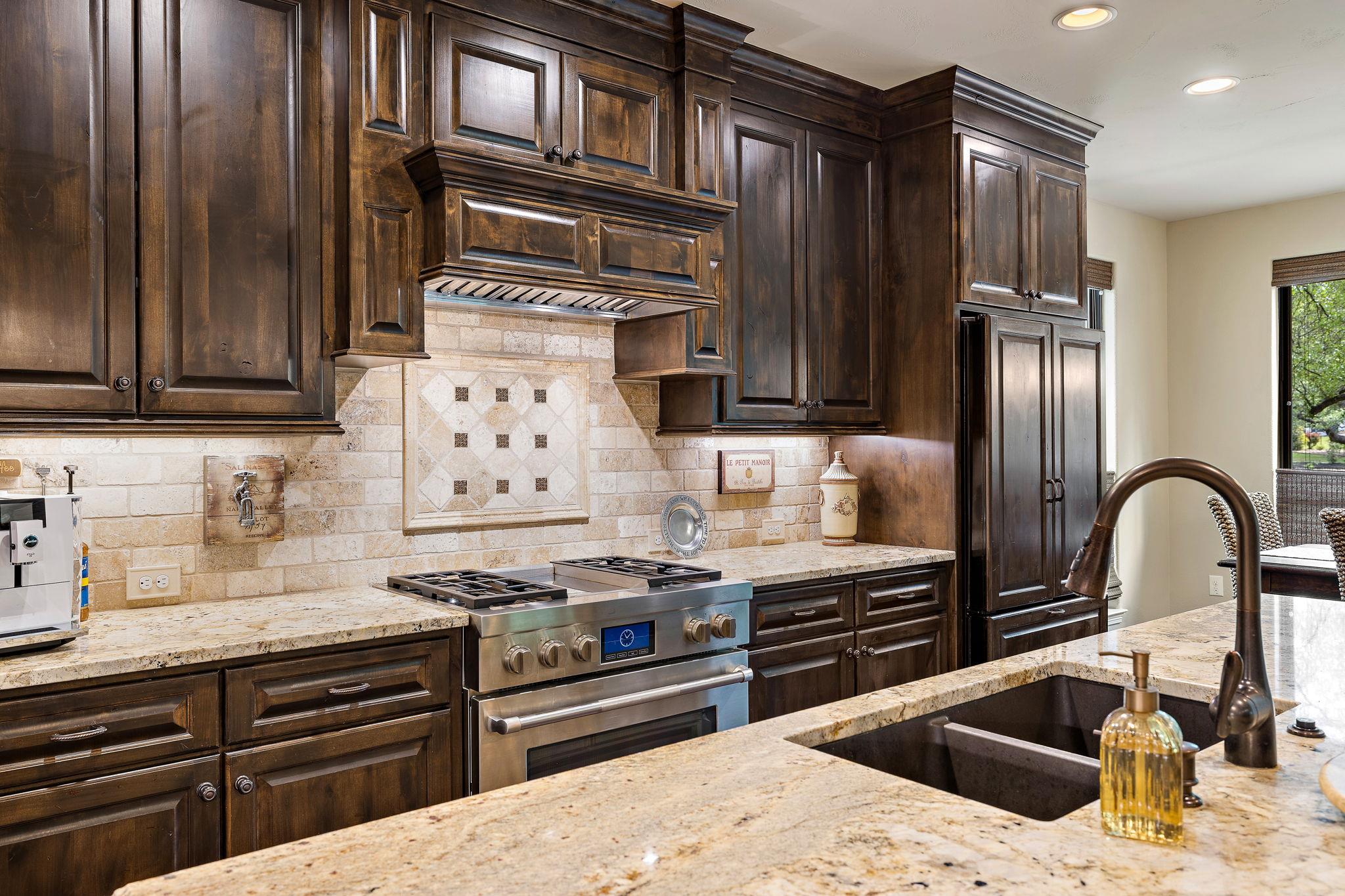 103 Buffalo Trl, Liberty Hill, TX 78642