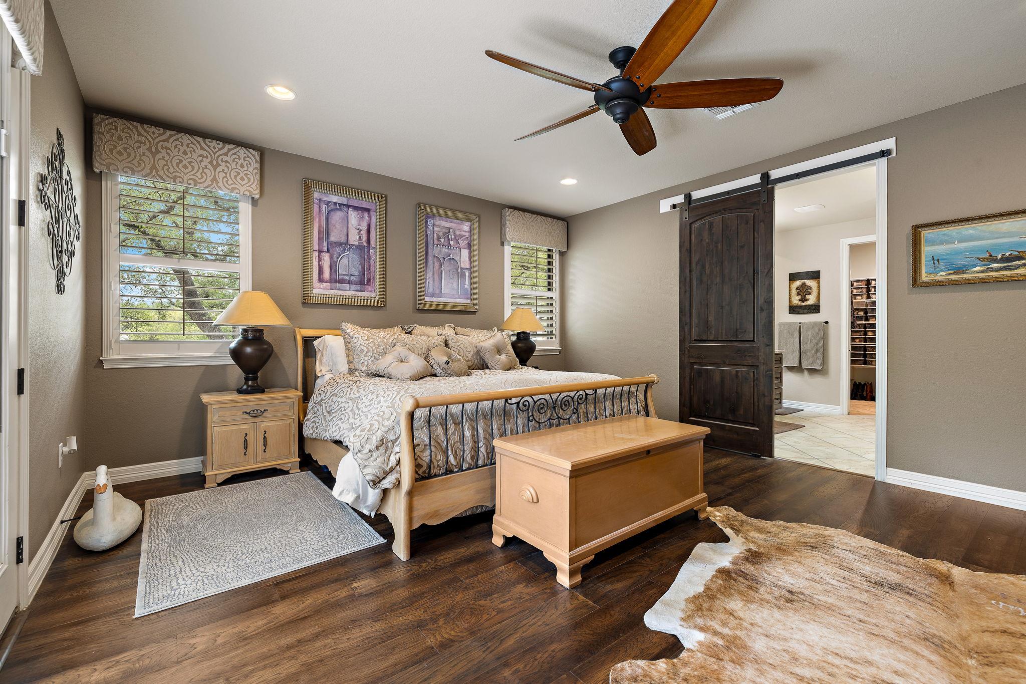 103 Buffalo Trl, Liberty Hill, TX 78642