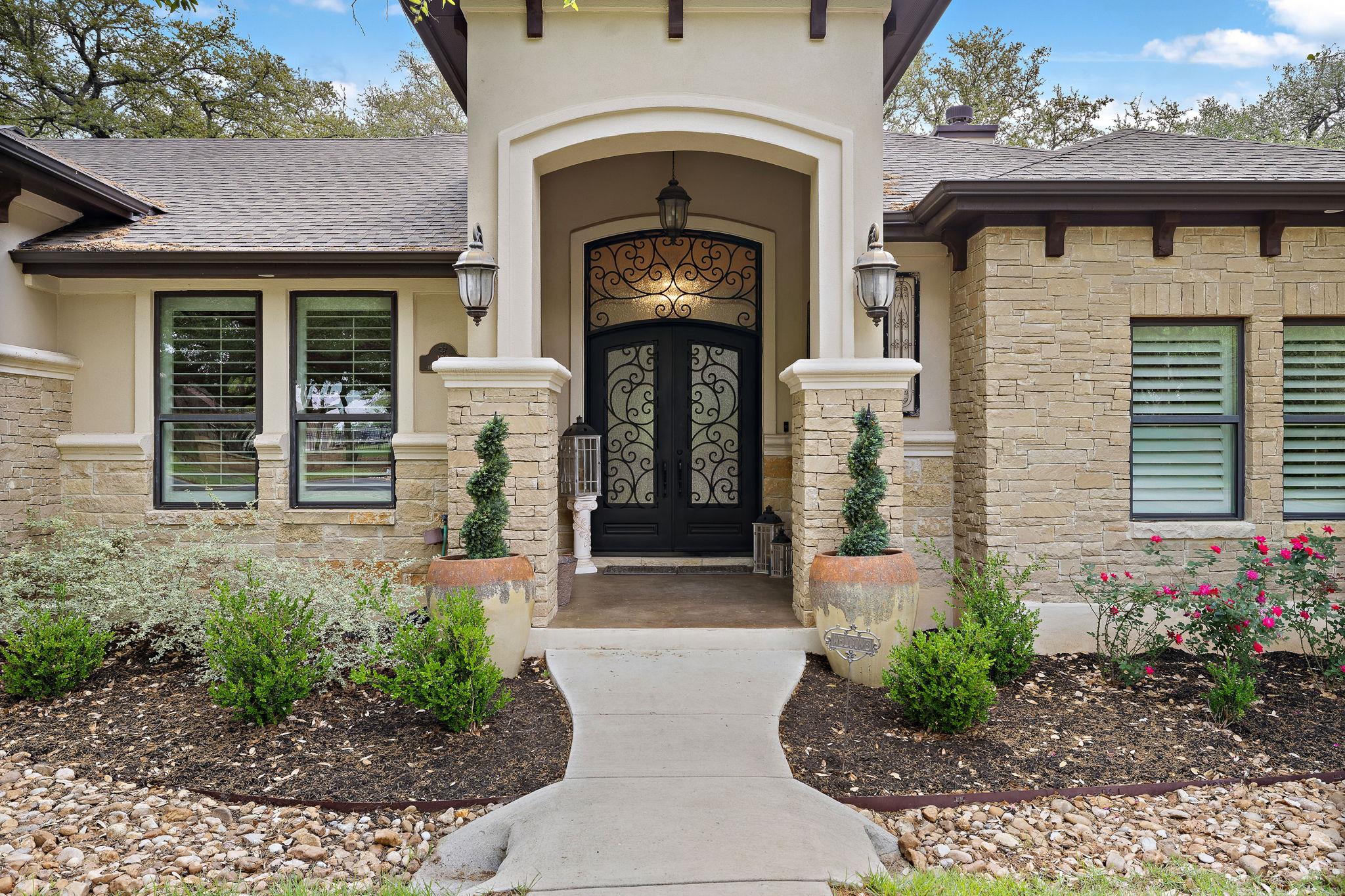 103 Buffalo Trl, Liberty Hill, TX 78642