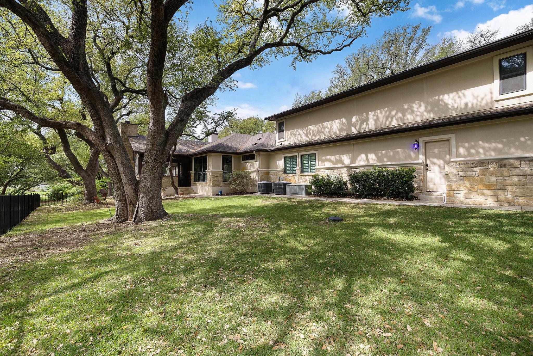 103 Buffalo Trl, Liberty Hill, TX 78642