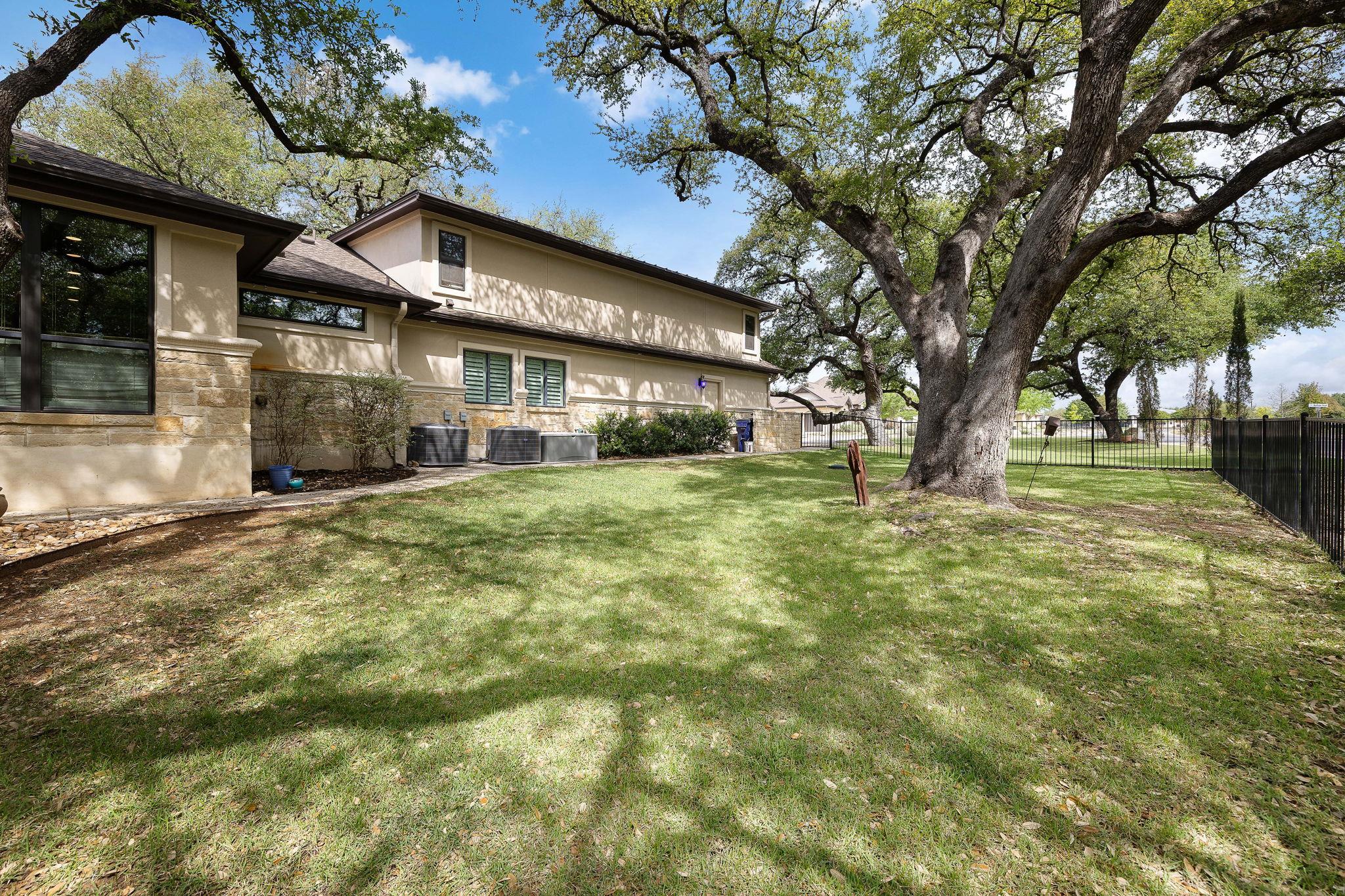 103 Buffalo Trl, Liberty Hill, TX 78642