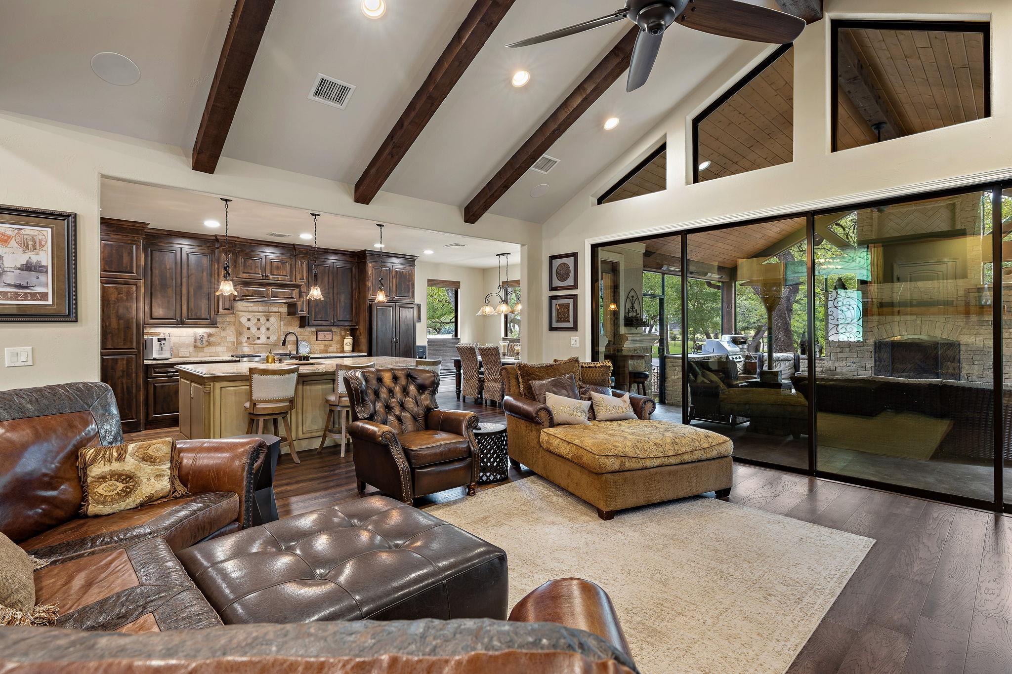 103 Buffalo Trl, Liberty Hill, TX 78642