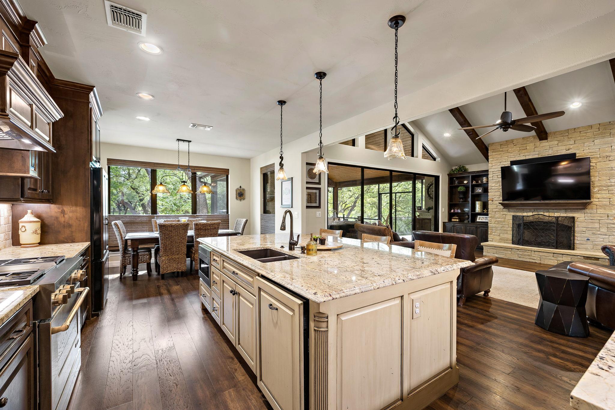 103 Buffalo Trl, Liberty Hill, TX 78642