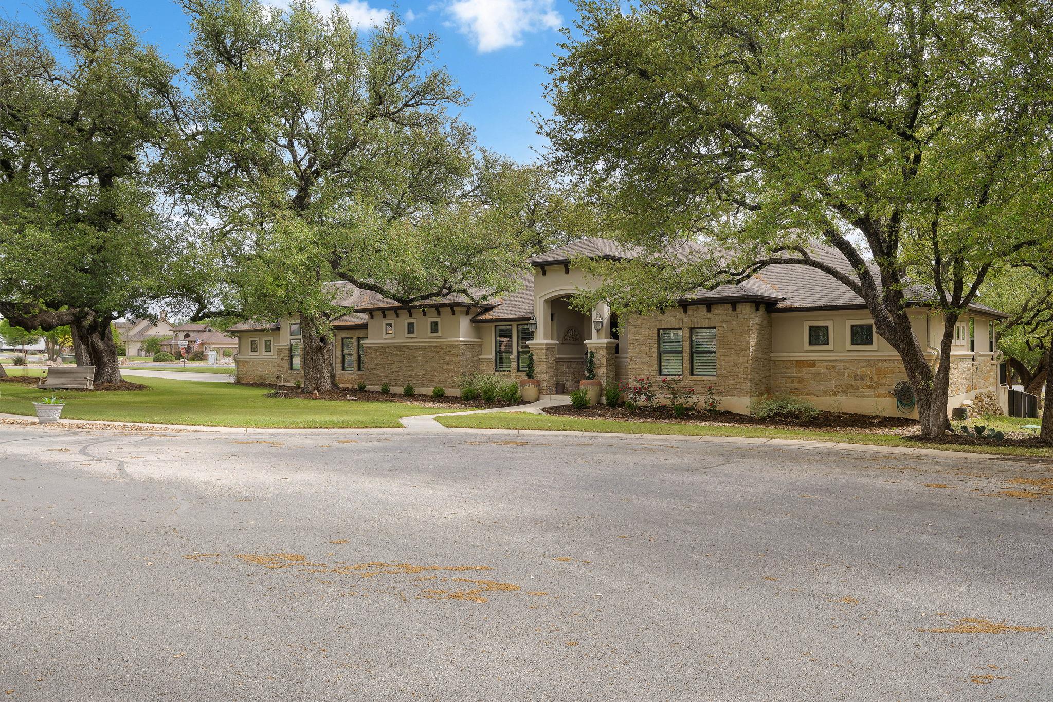 103 Buffalo Trl, Liberty Hill, TX 78642