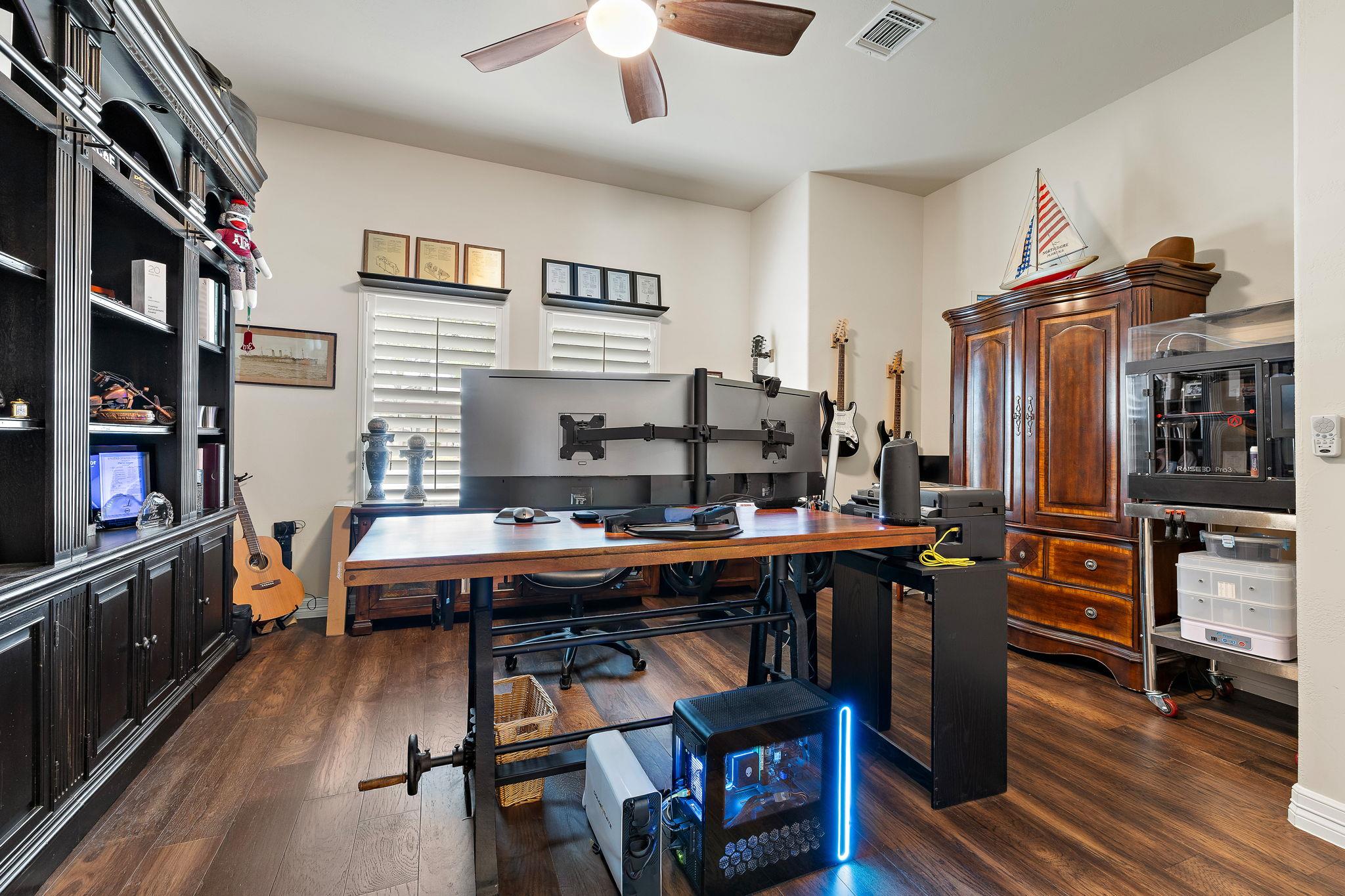 103 Buffalo Trl, Liberty Hill, TX 78642