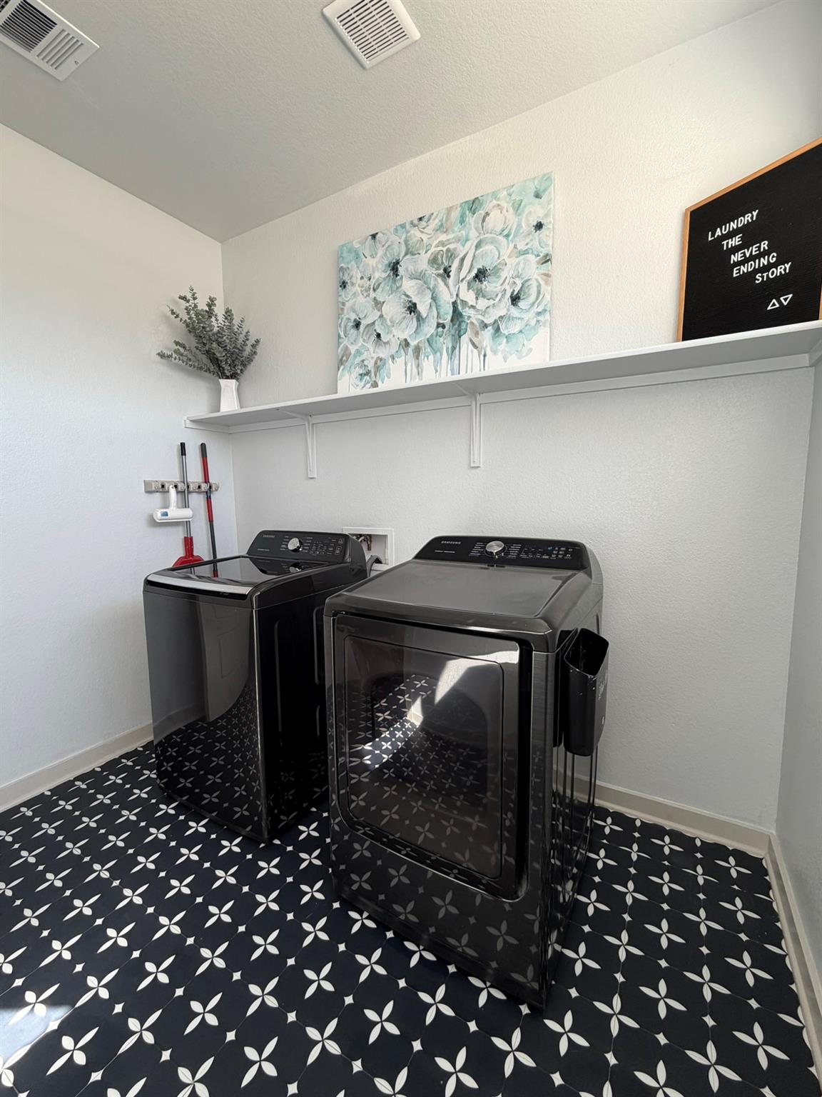 273 Centuryplant Rd, Leander, TX 78641