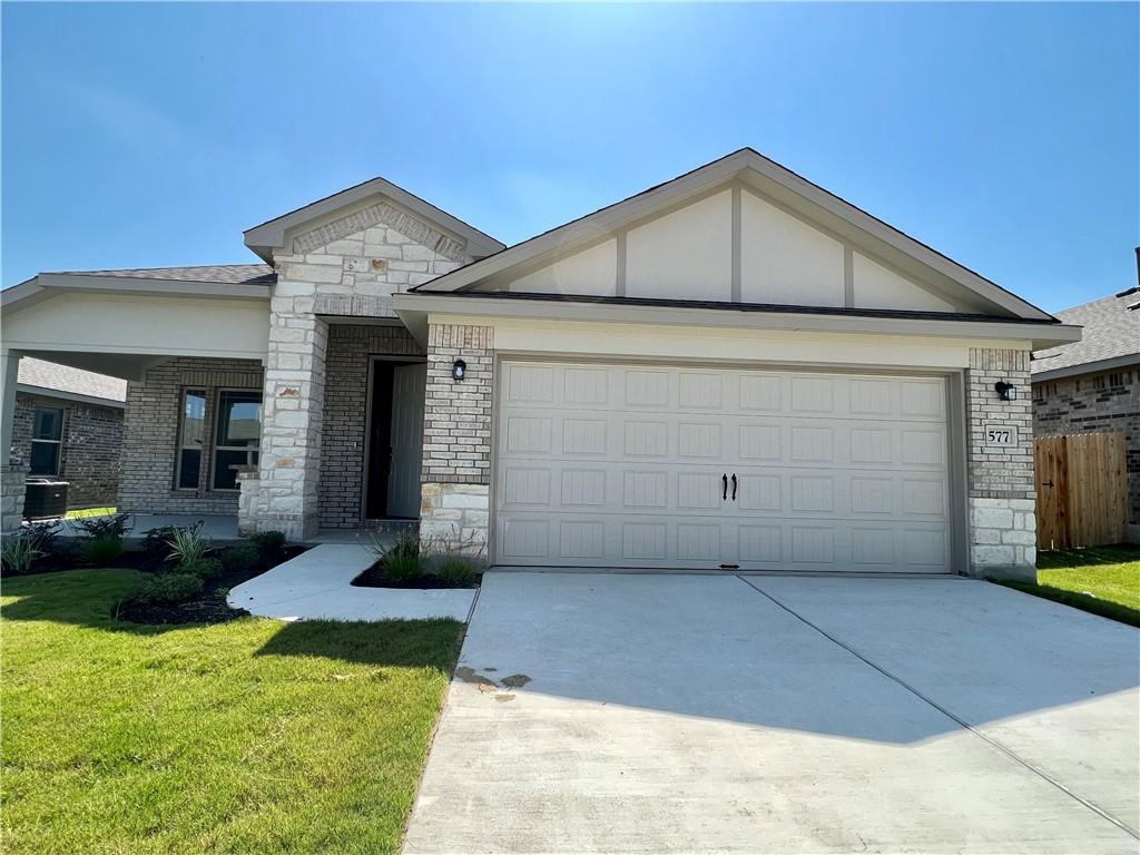 577 Elm Green St, Hutto, TX 78634