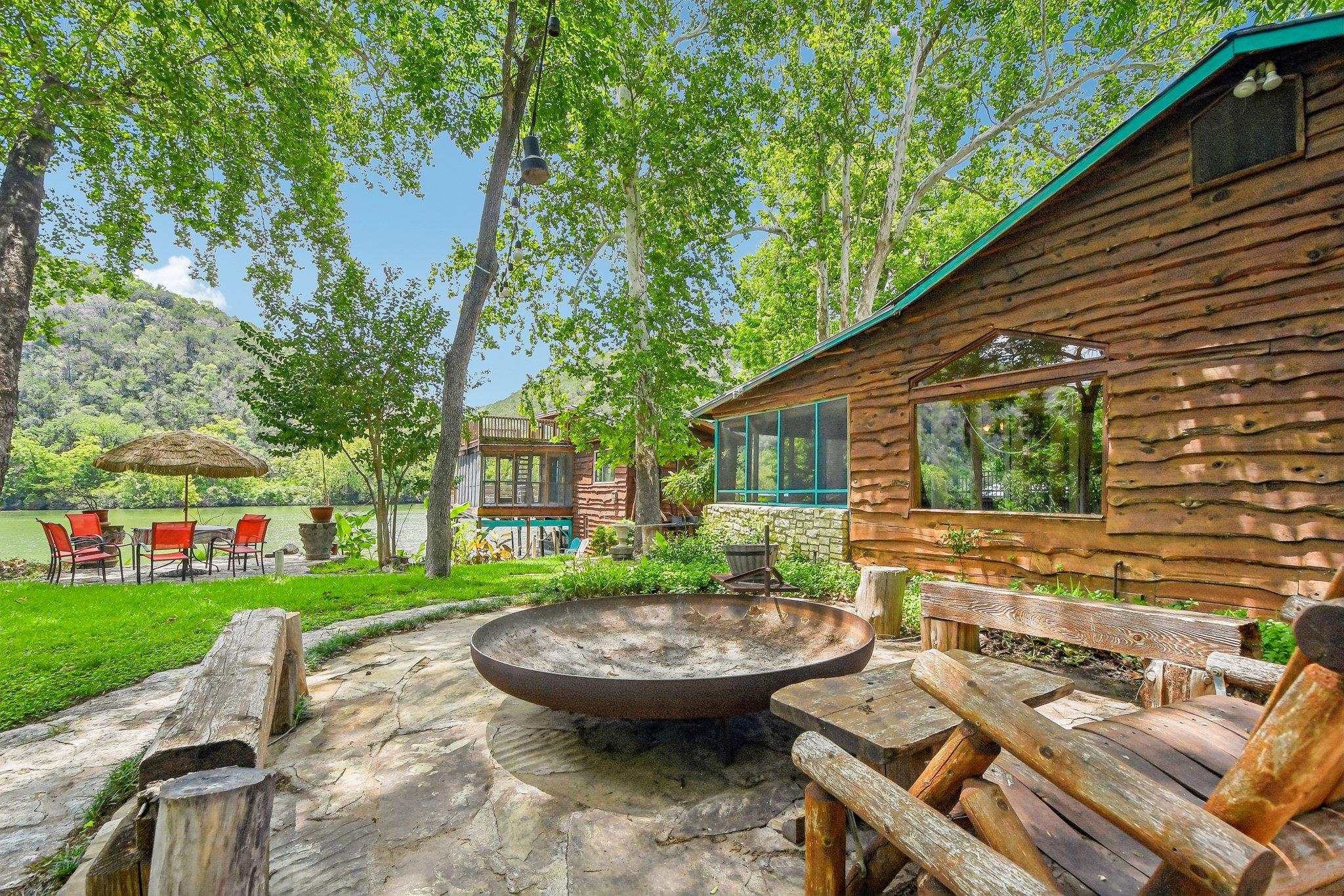 12811 River Bend St, Austin, TX 78732