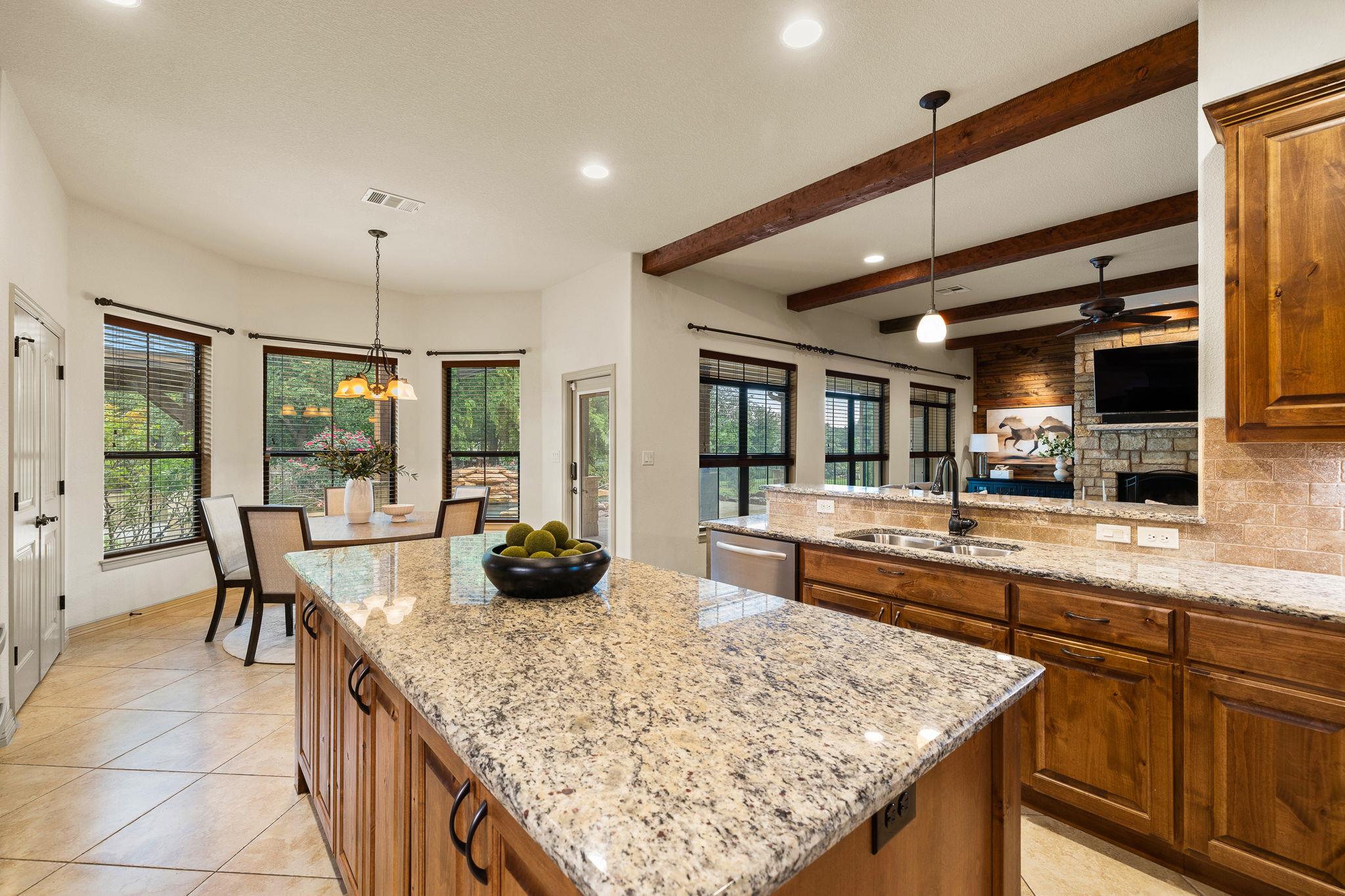 803 Pheasant Mdw, Liberty Hill, TX 78642