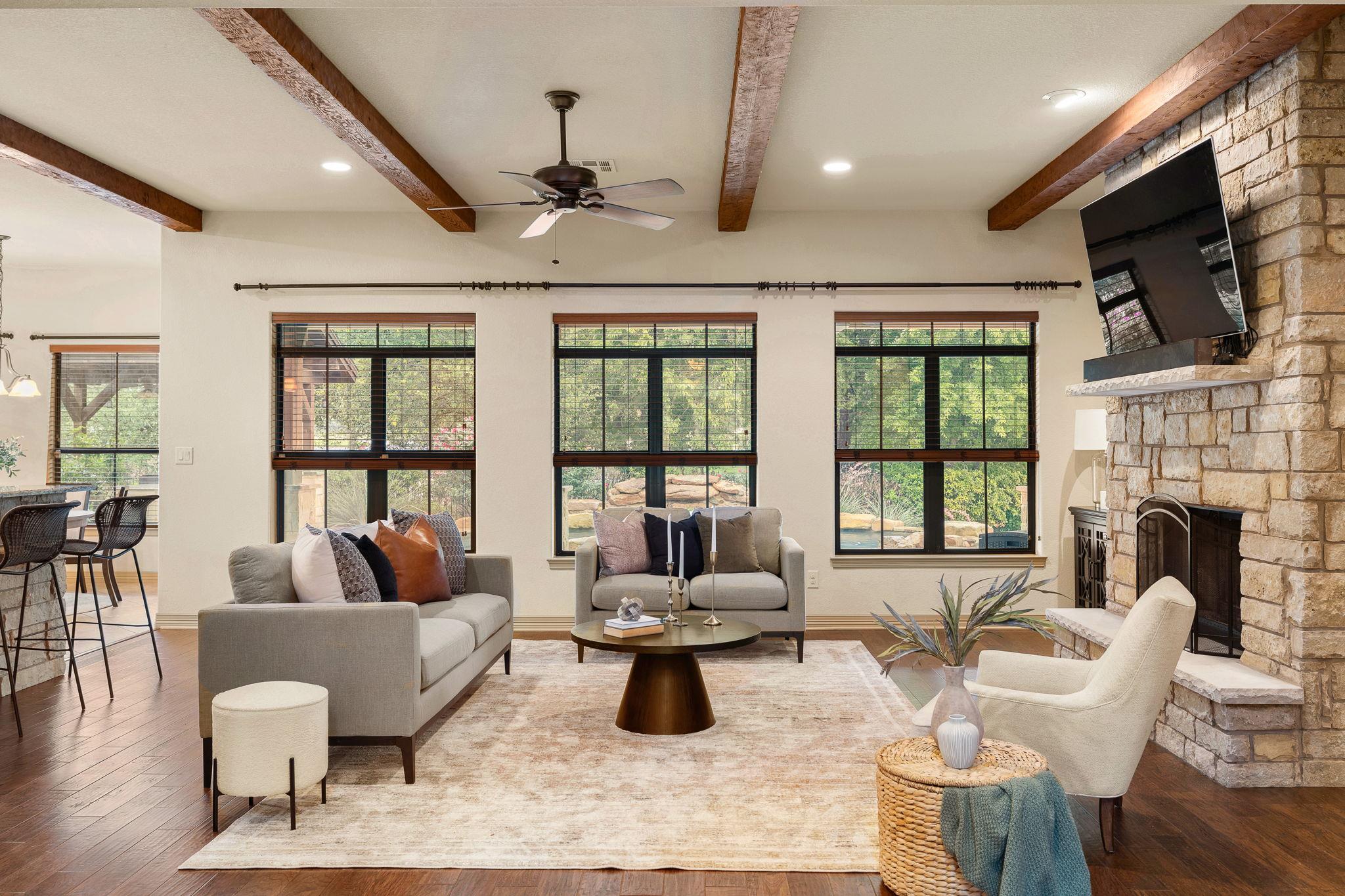 803 Pheasant Mdw, Liberty Hill, TX 78642