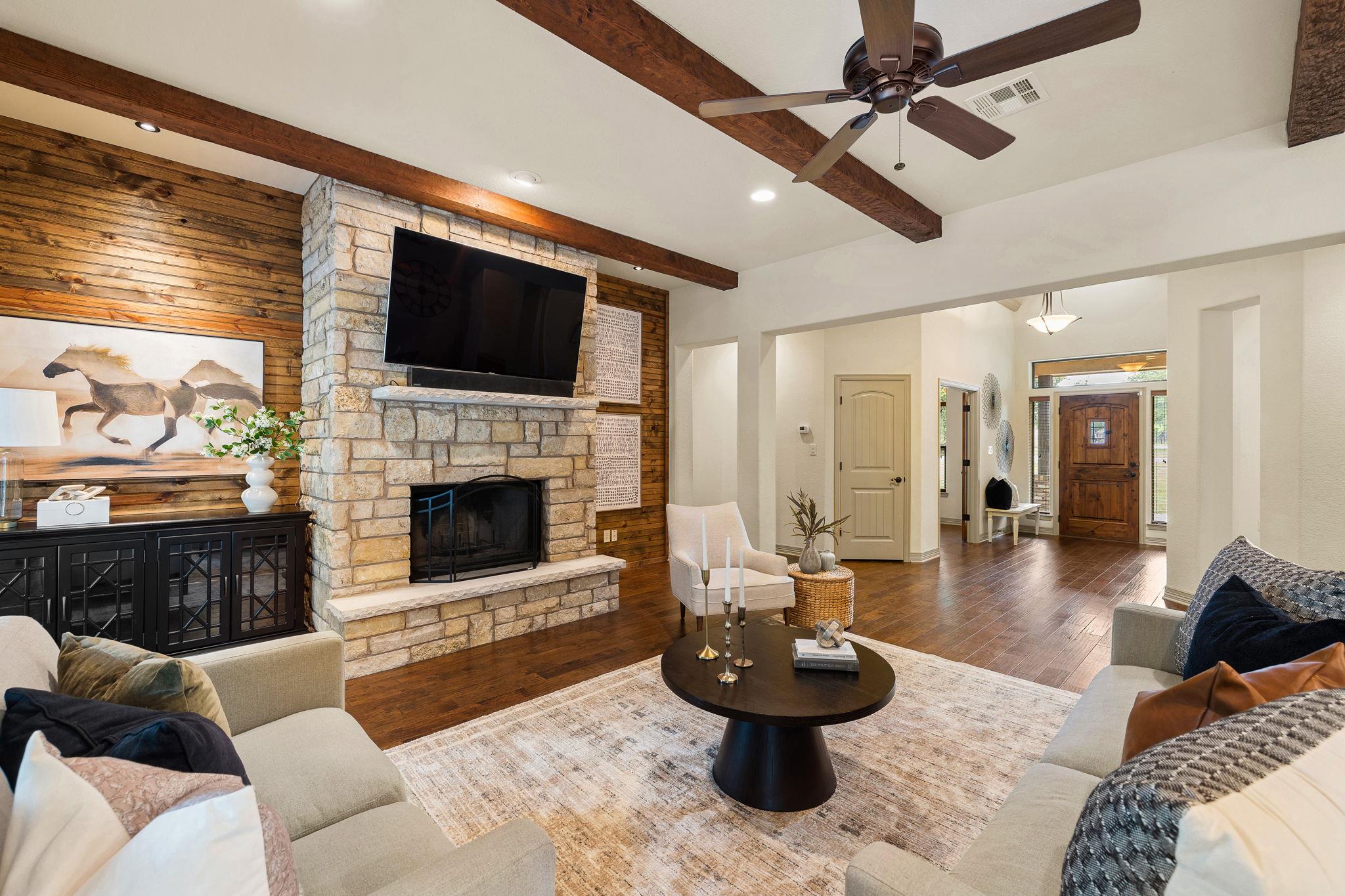 803 Pheasant Mdw, Liberty Hill, TX 78642