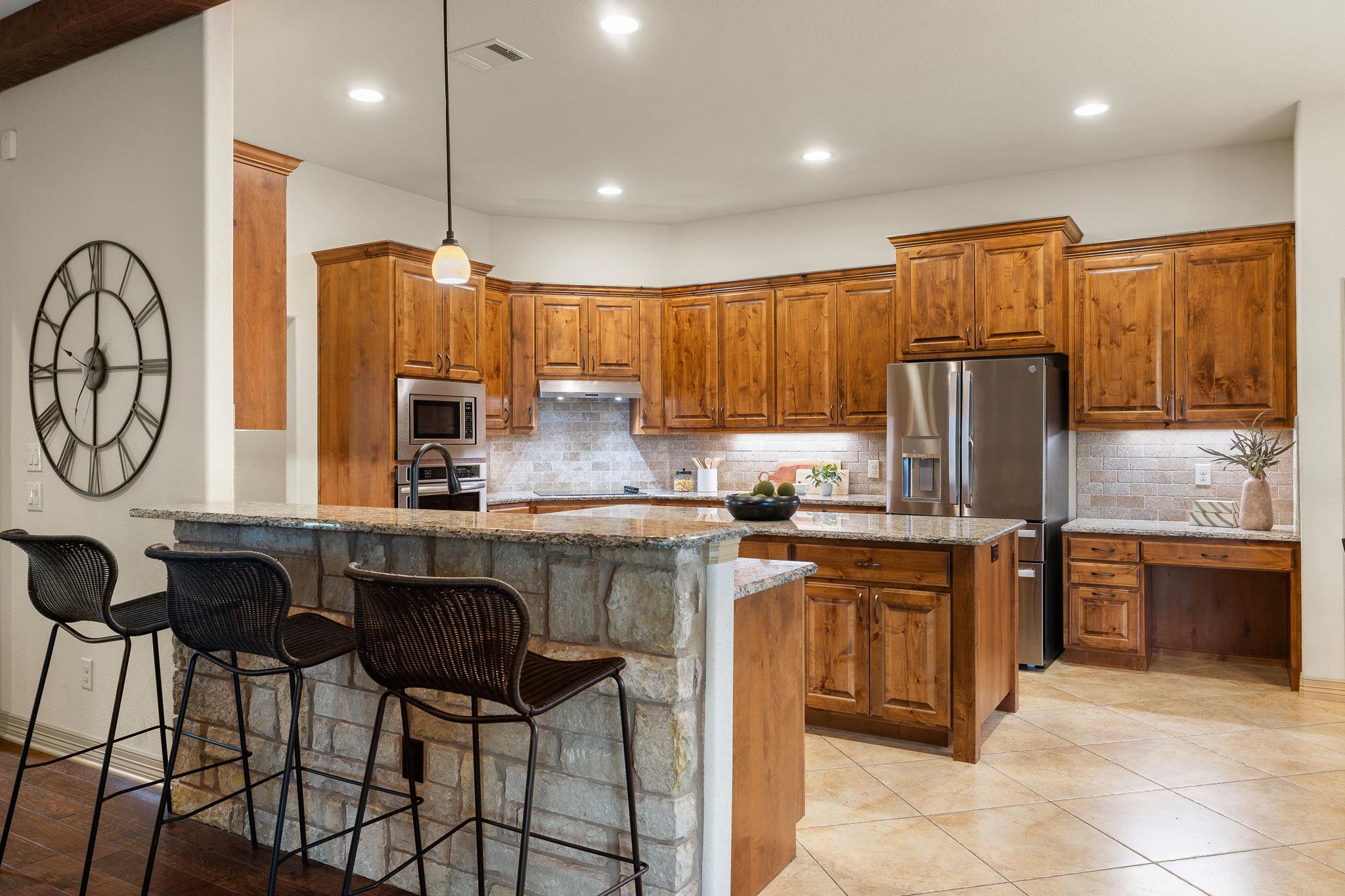 803 Pheasant Mdw, Liberty Hill, TX 78642