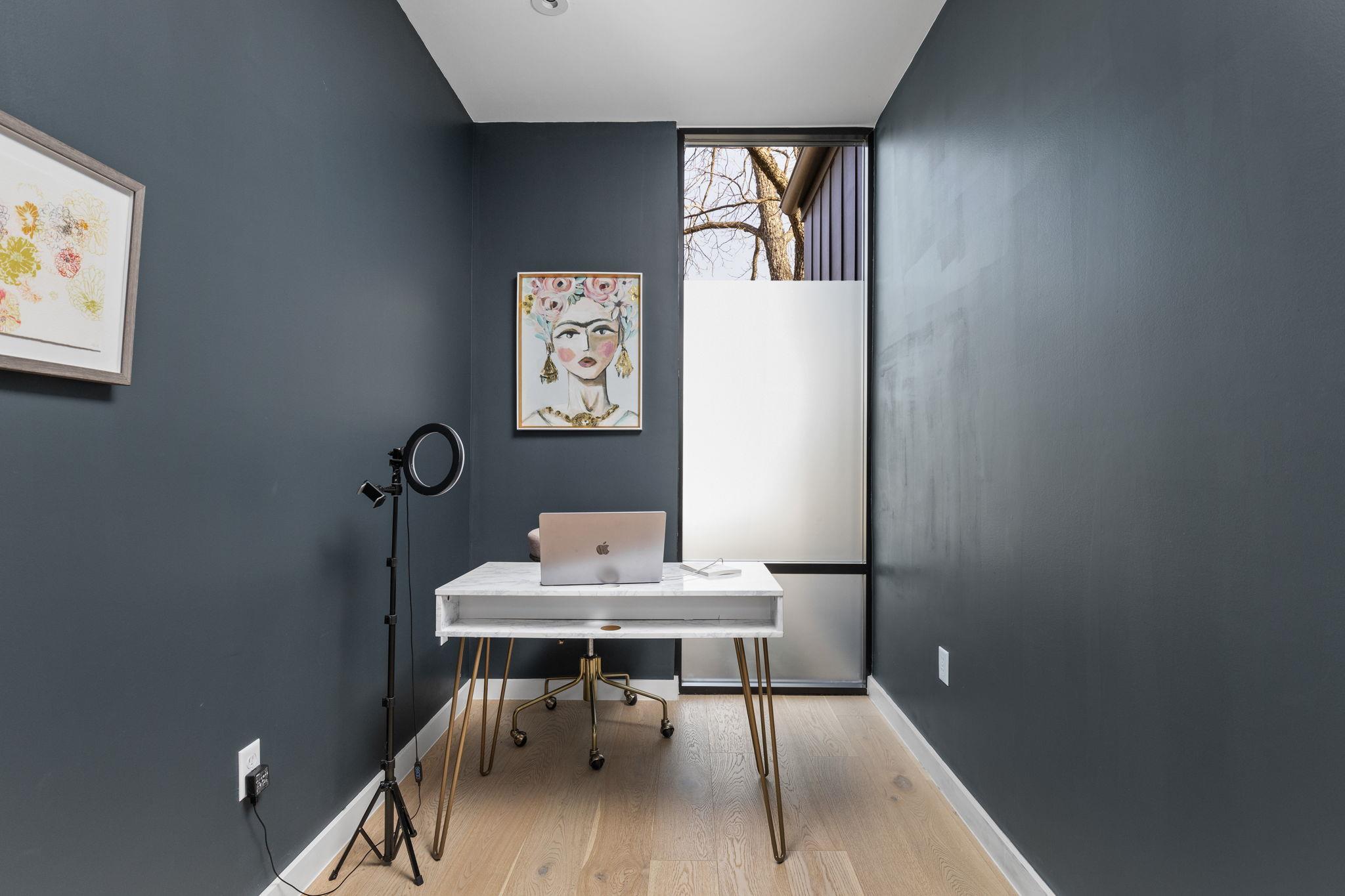 7502 Saint Louis St, Austin, TX 78757