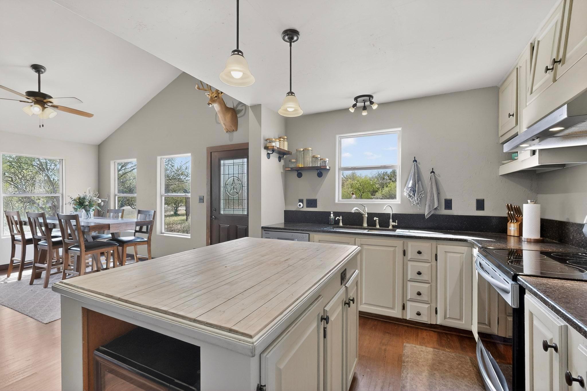 1619 Althaus Ranch Rd, Johnson City, TX 78636