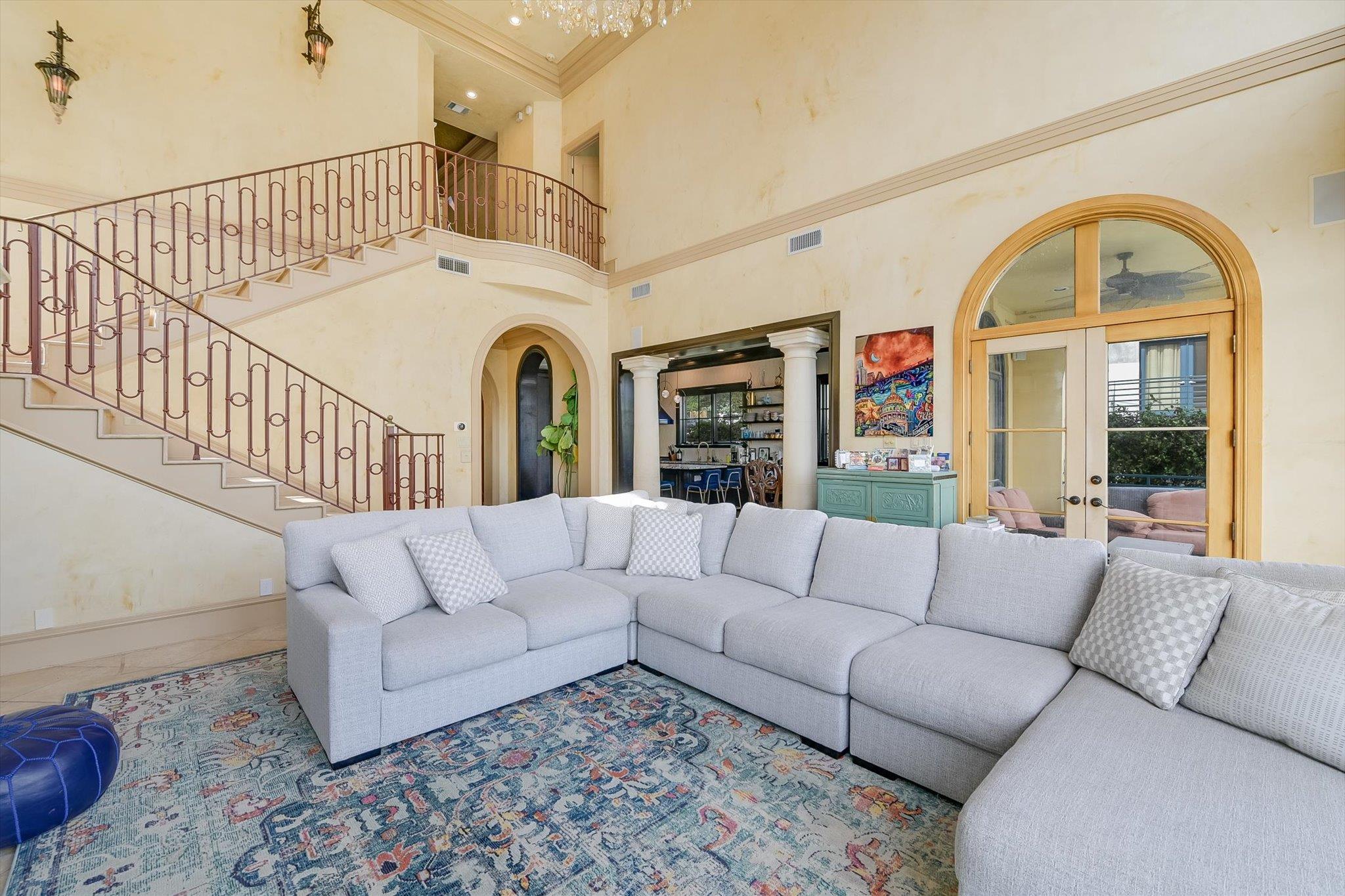 504 Sunny Ln, Austin, TX 78704