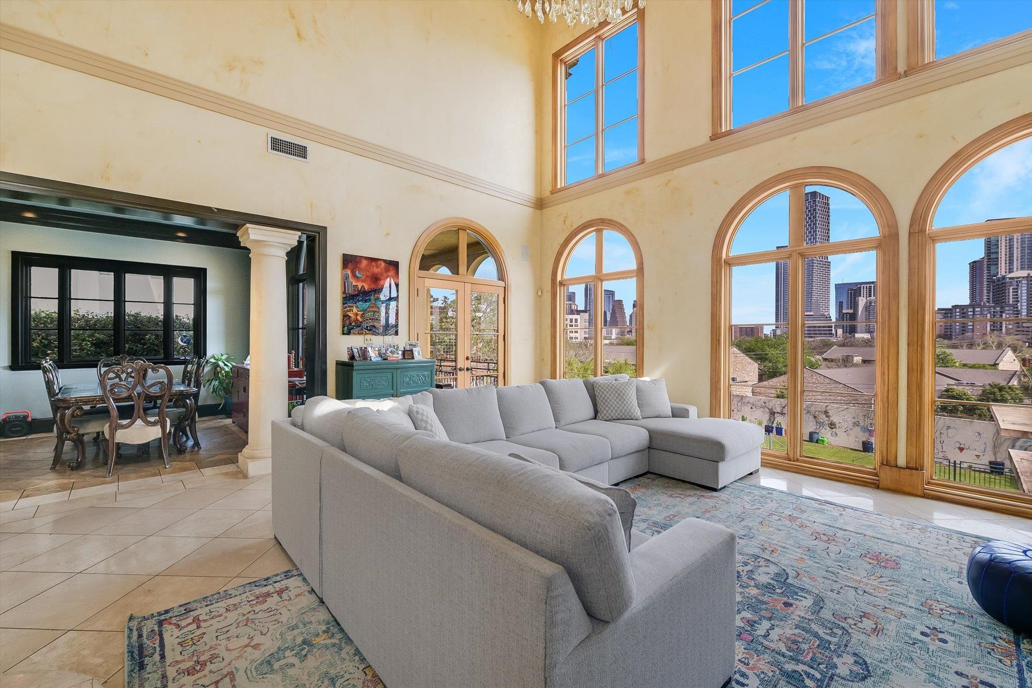 504 Sunny Ln, Austin, TX 78704