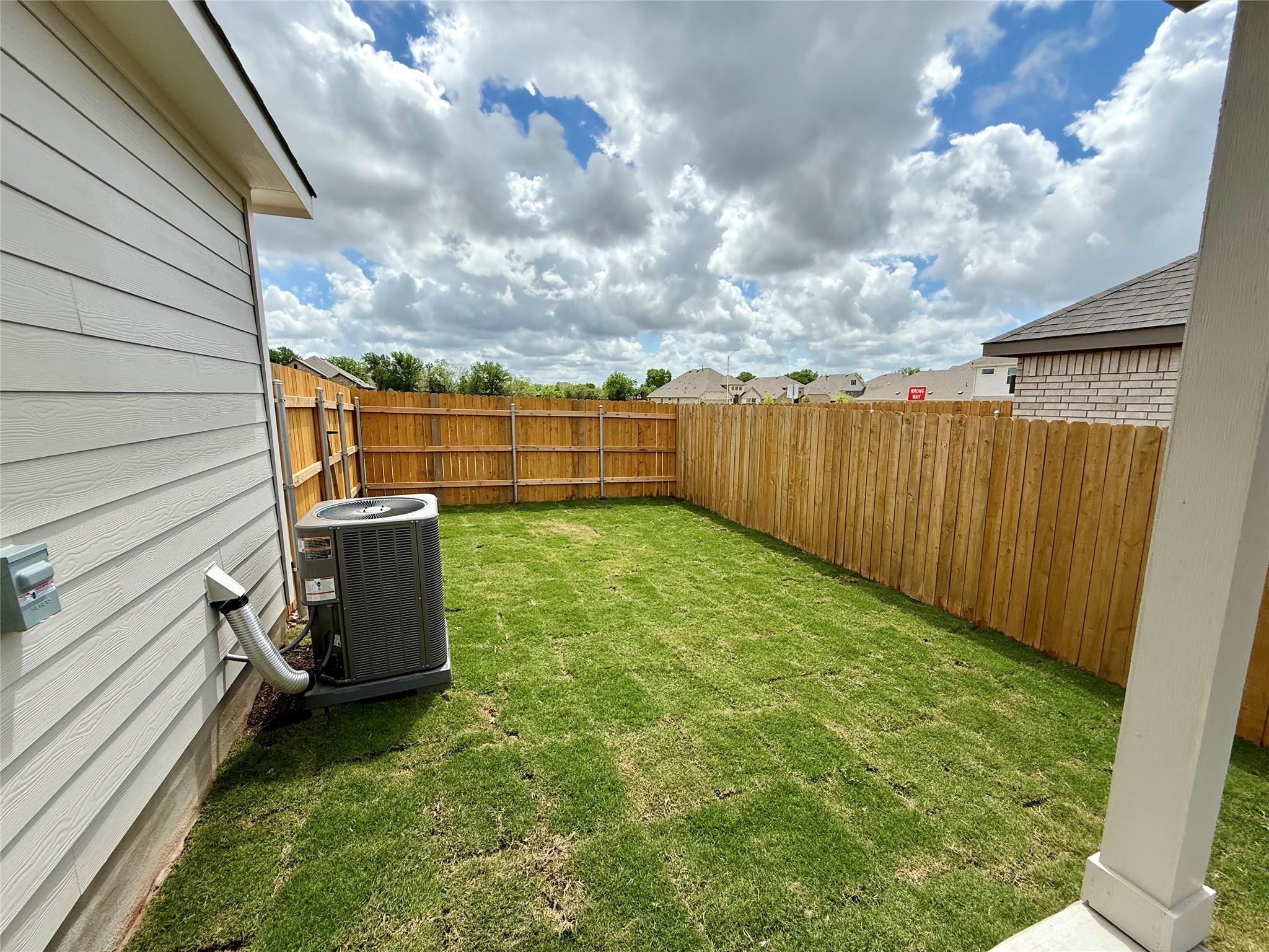 13529 Muny Pkwy, Elgin, TX 78621