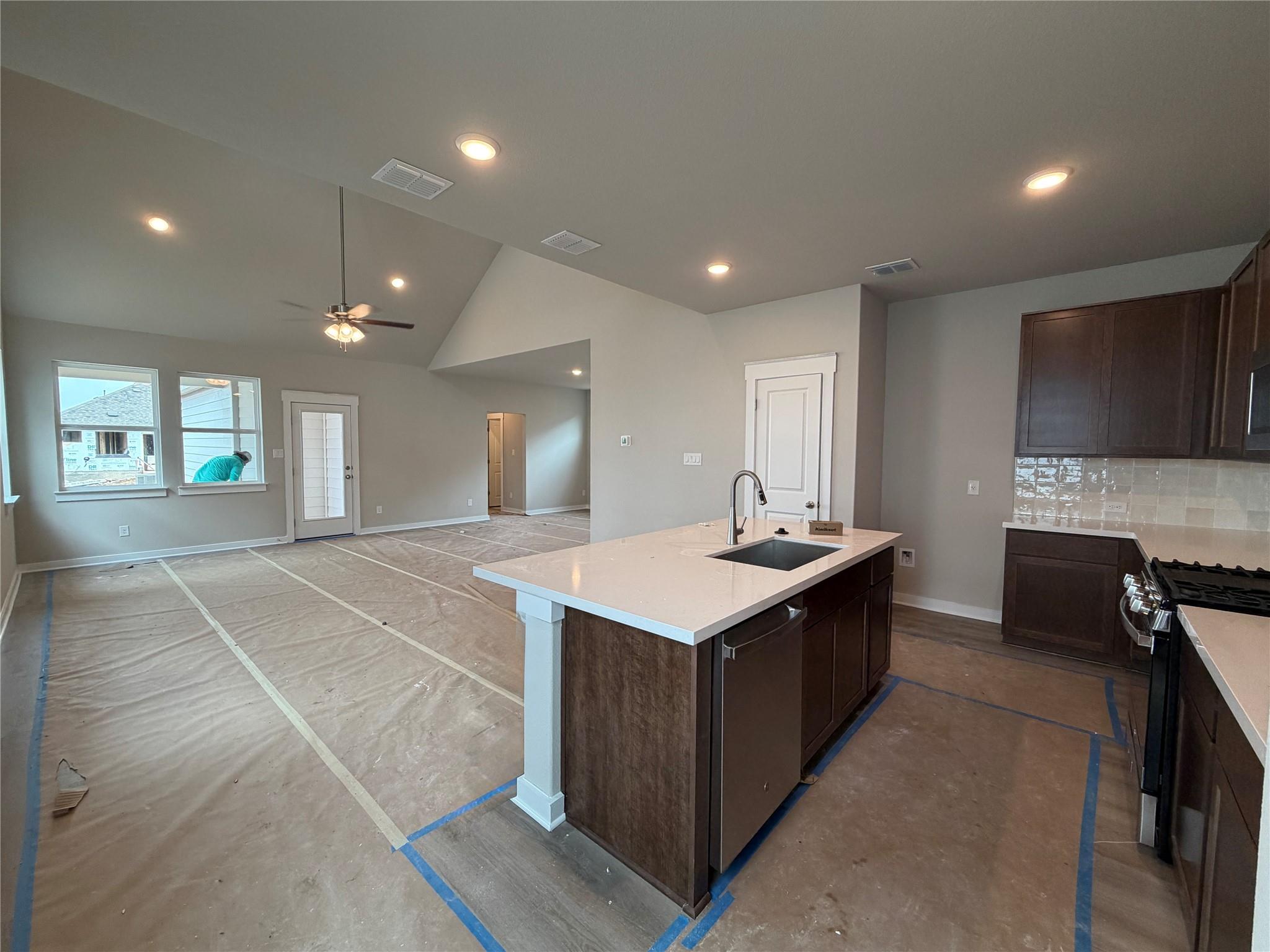 13508 Barn Chime Pkwy, Elgin, TX 78621