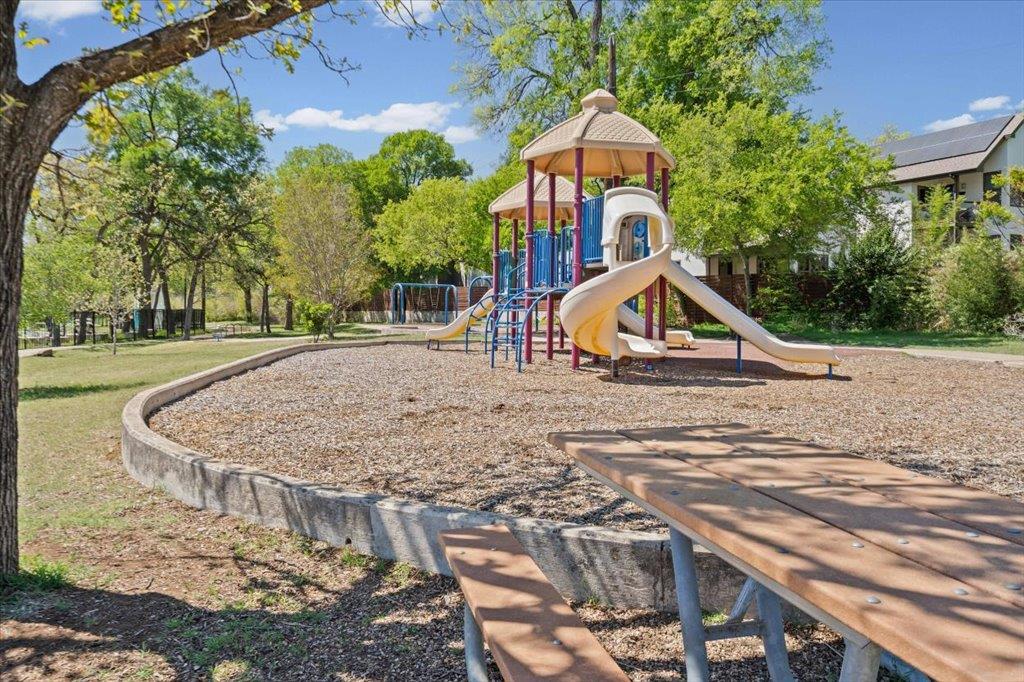 2208 Enfield Rd # 107, Austin, TX 78703