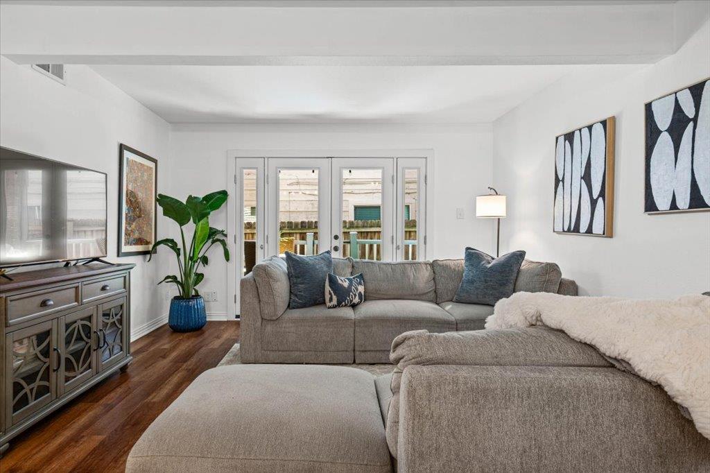 2208 Enfield Rd # 107, Austin, TX 78703